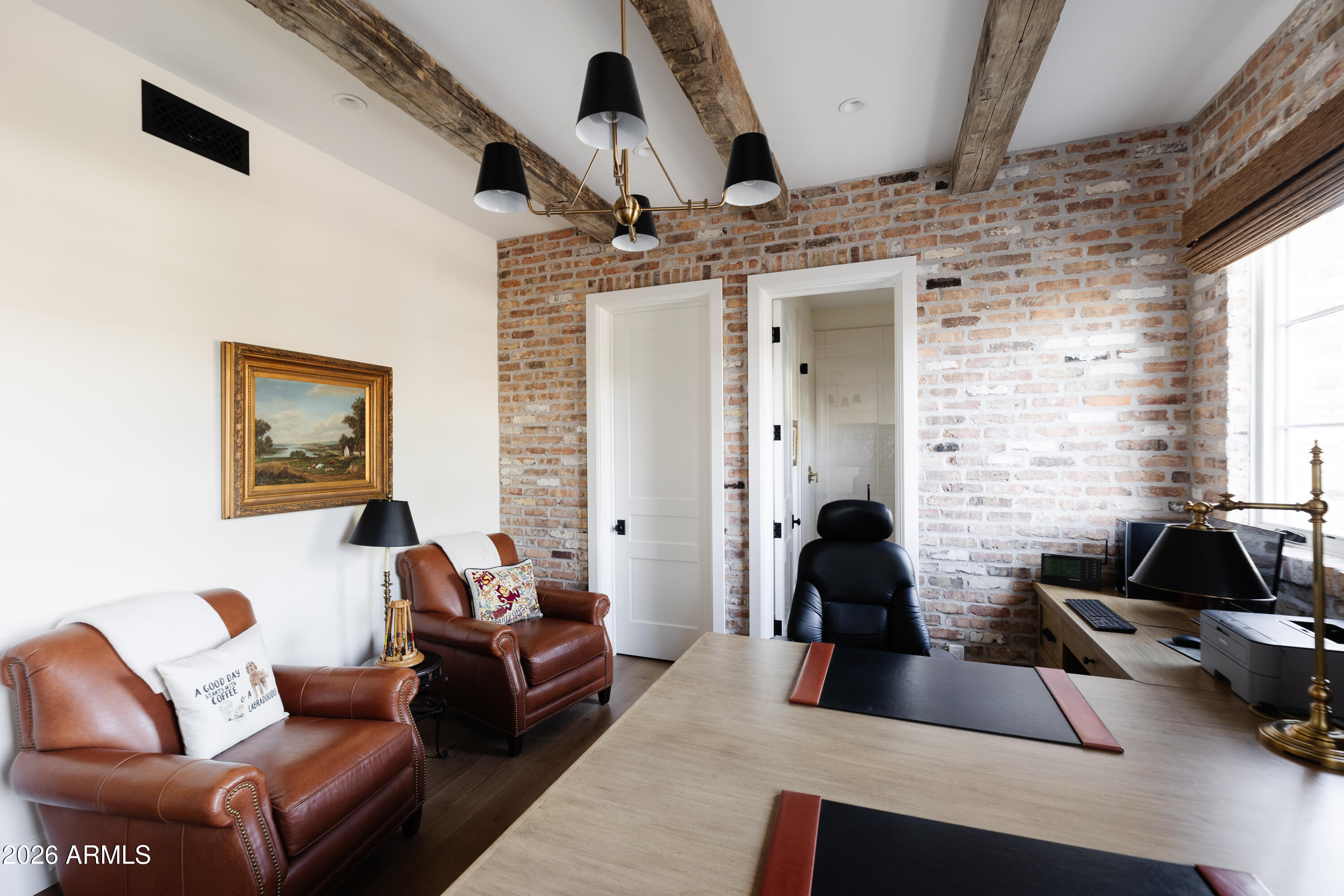 5635 E LINCOLN Drive 60