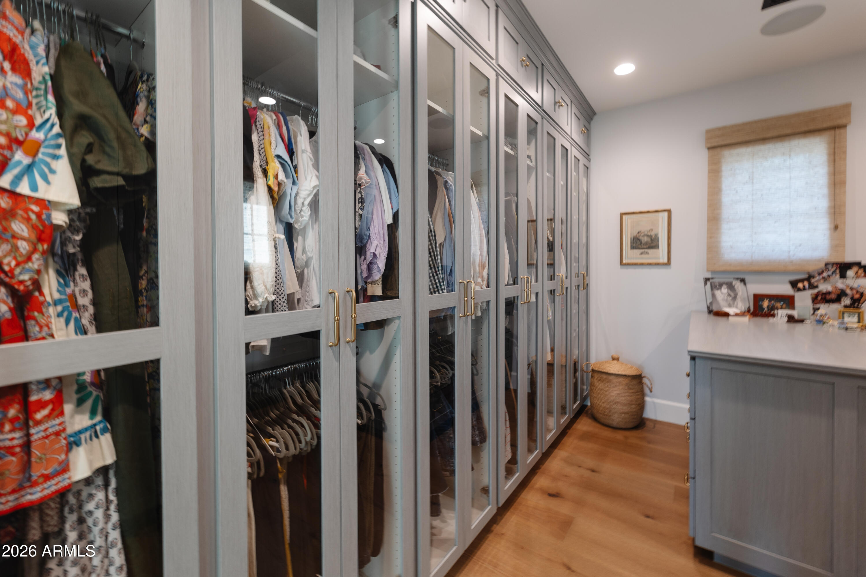 5635 E LINCOLN Drive 60