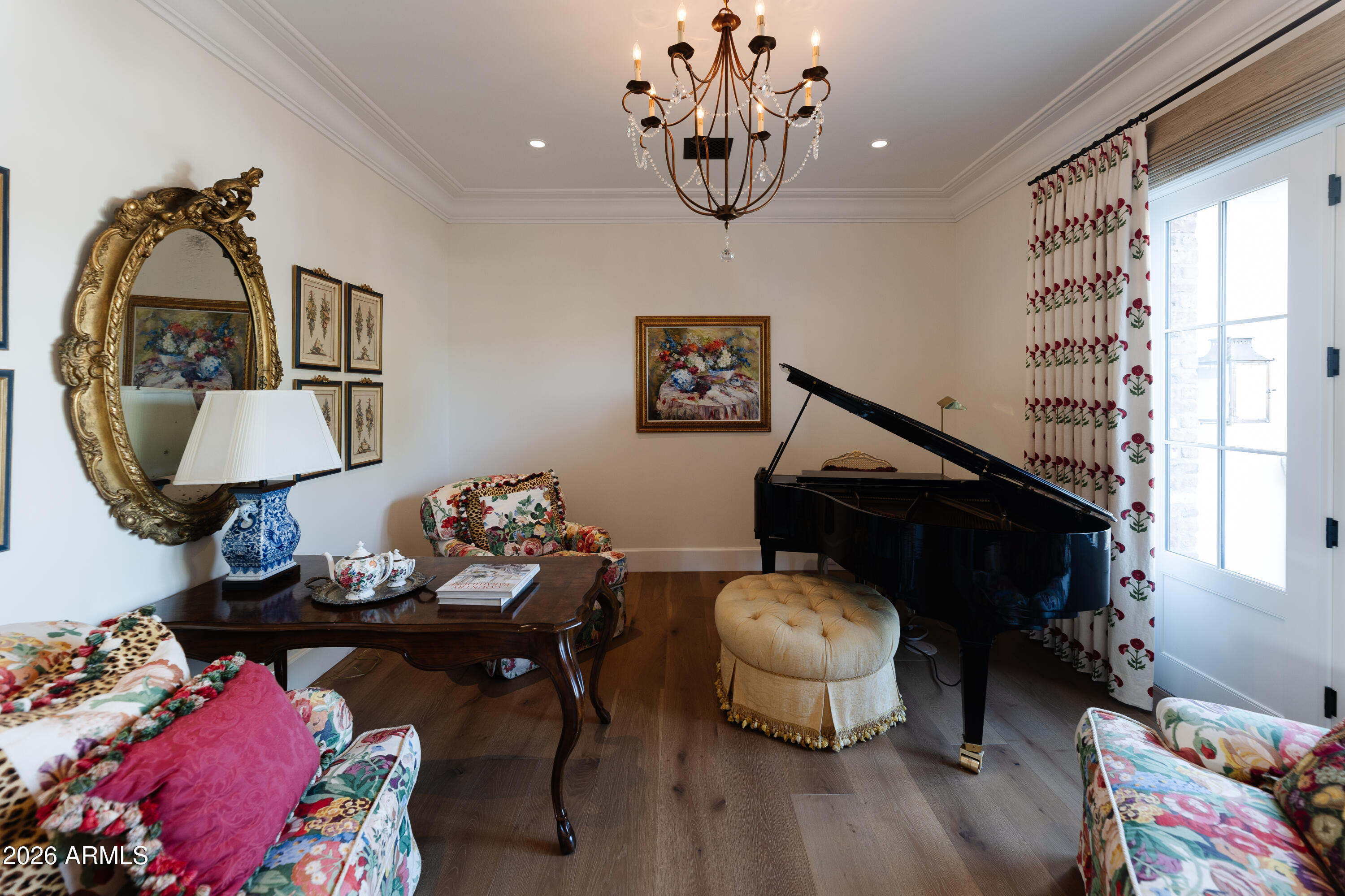 5635 E LINCOLN Drive 60