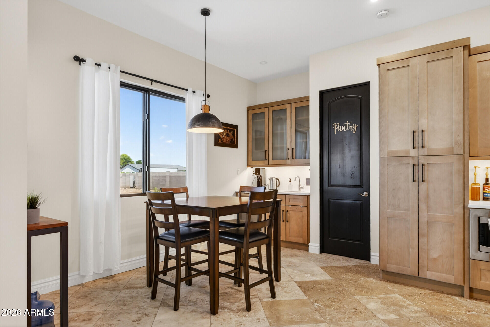 3012 W SOUTH MOUNTAIN Avenue