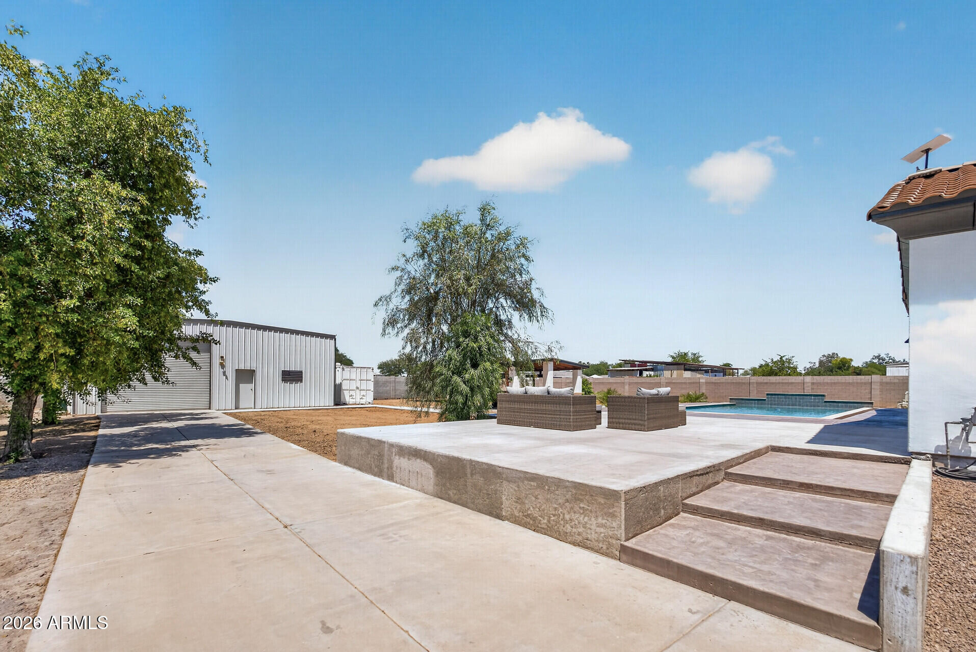 3012 W SOUTH MOUNTAIN Avenue
