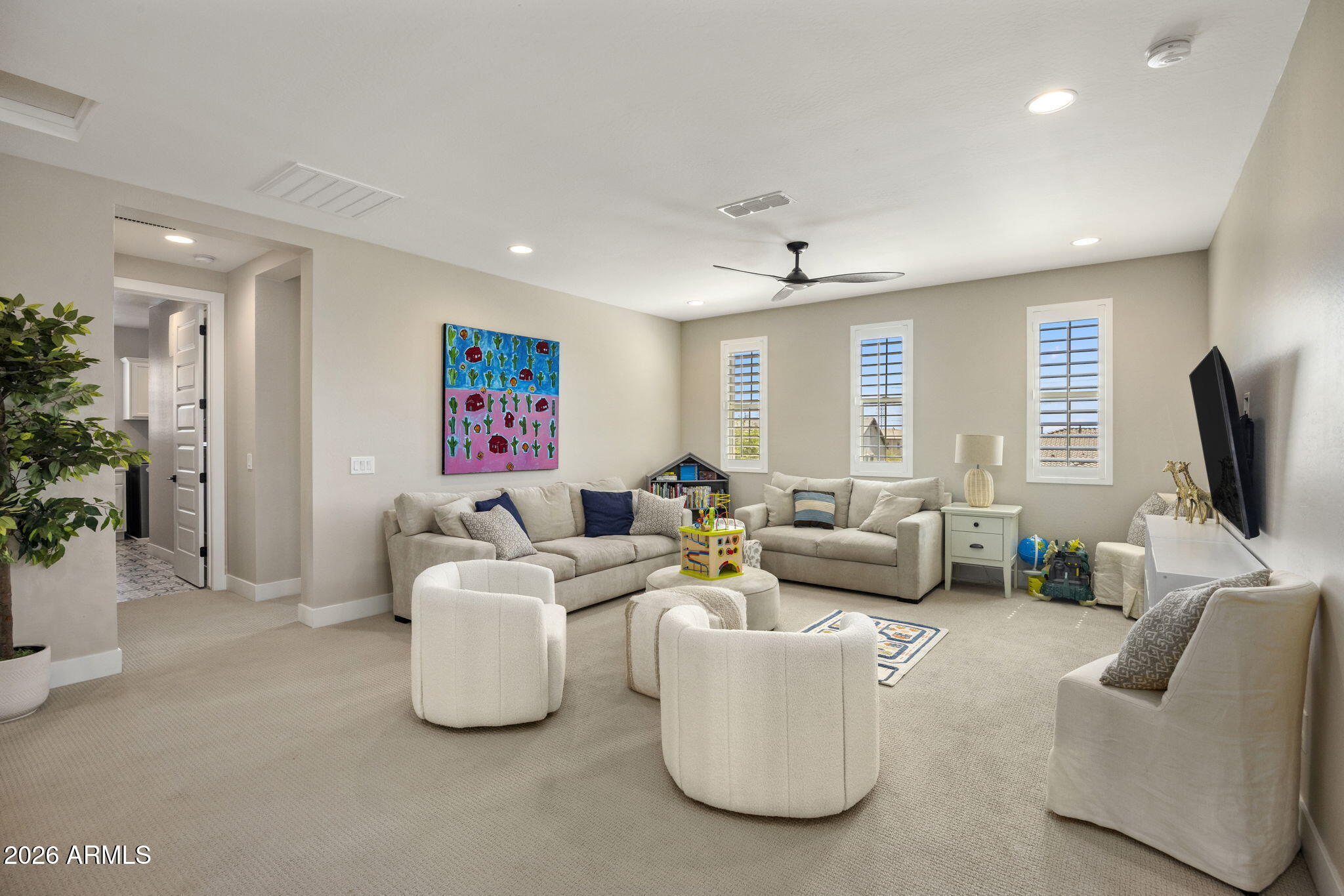 1838 E VILLA LINDA Drive