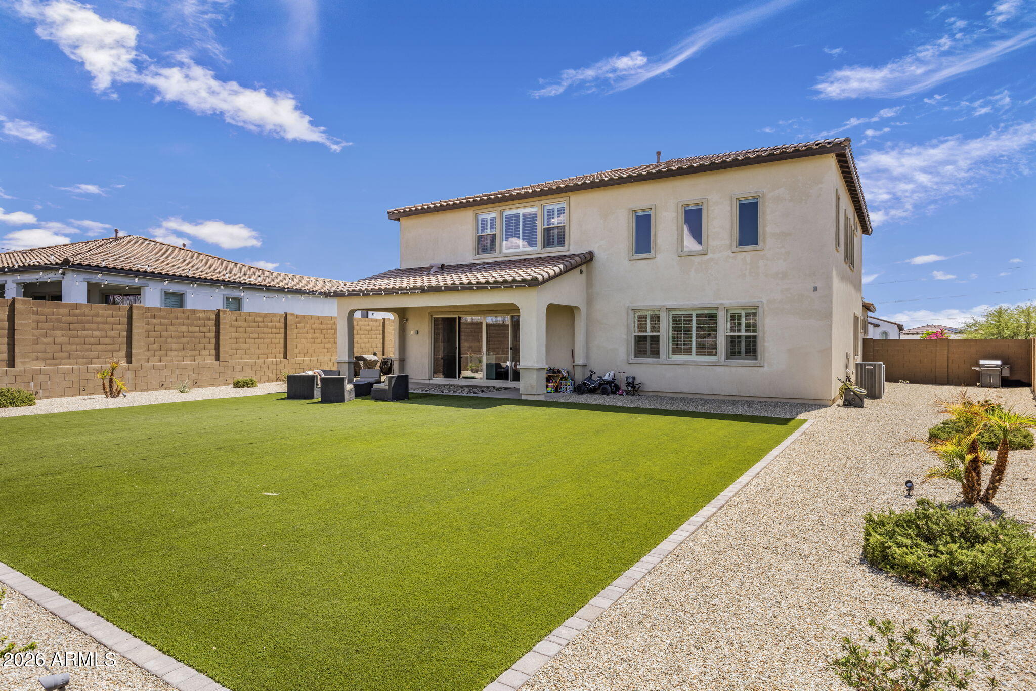 1838 E VILLA LINDA Drive