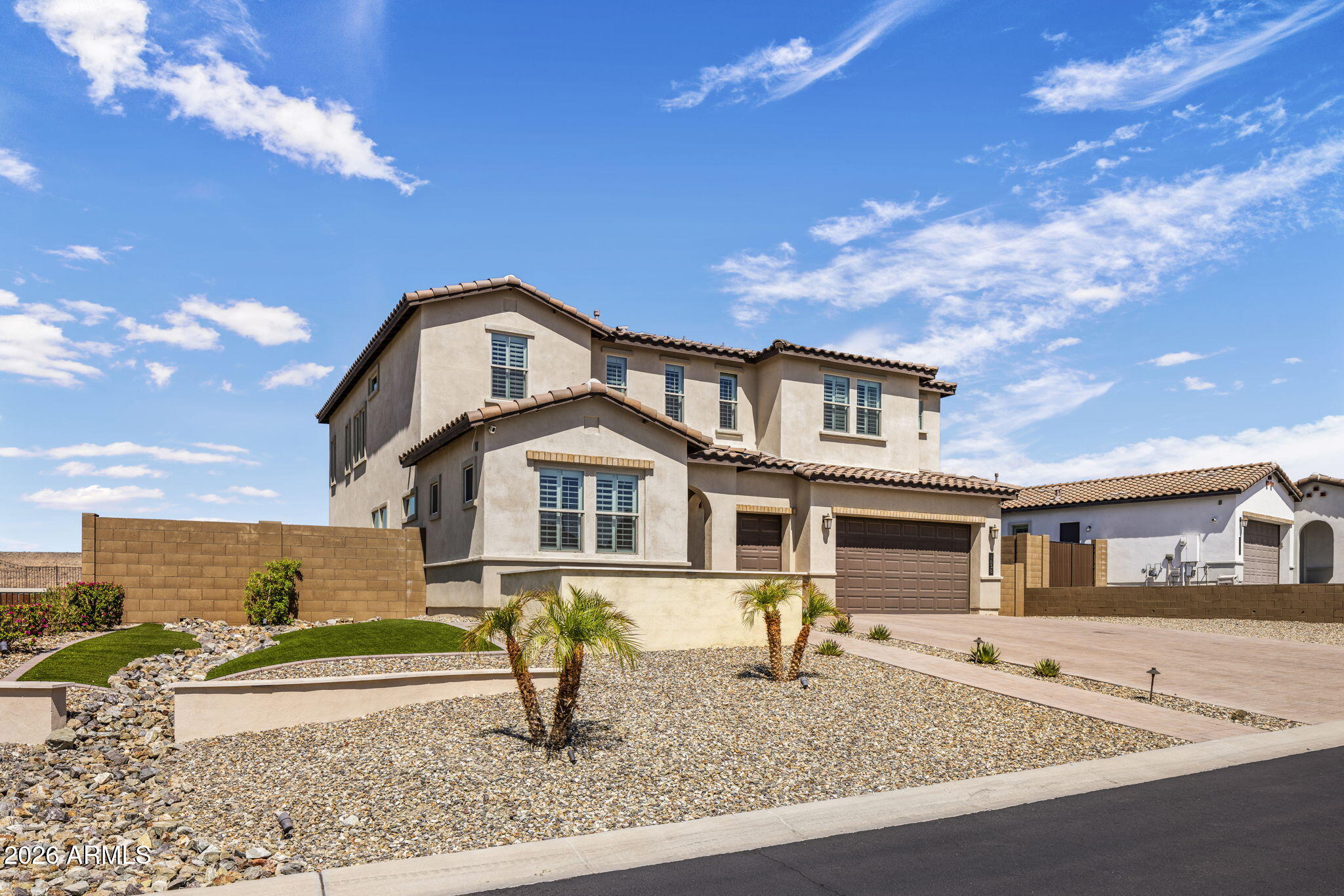 1838 E VILLA LINDA Drive