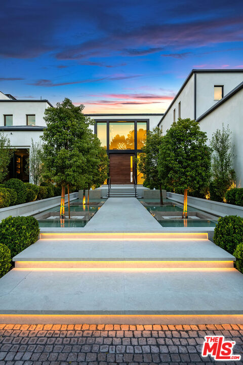 73 Beverly Park Ln