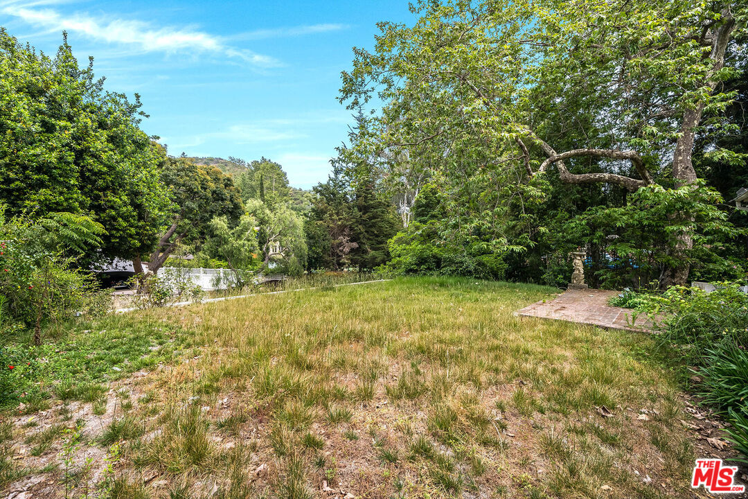 1495 Stone Canyon Rd