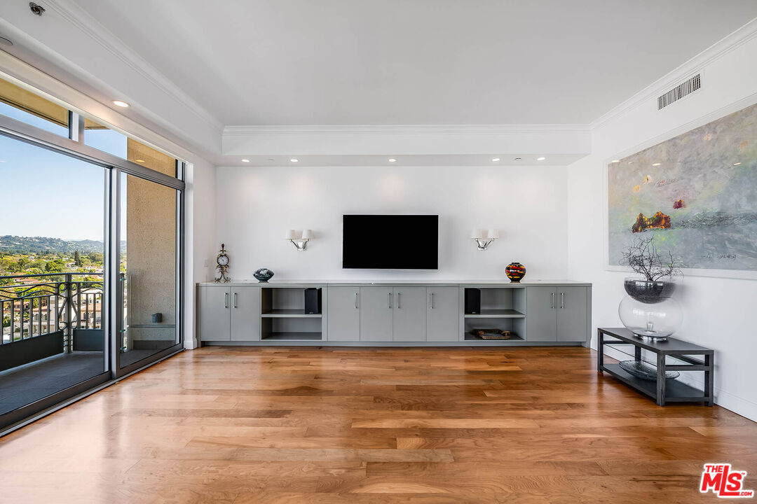 10800 Wilshire Blvd Unit: 1101