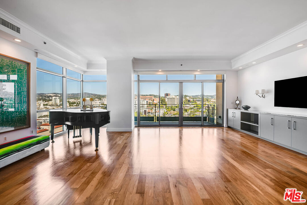 10800 Wilshire Blvd Unit: 1101