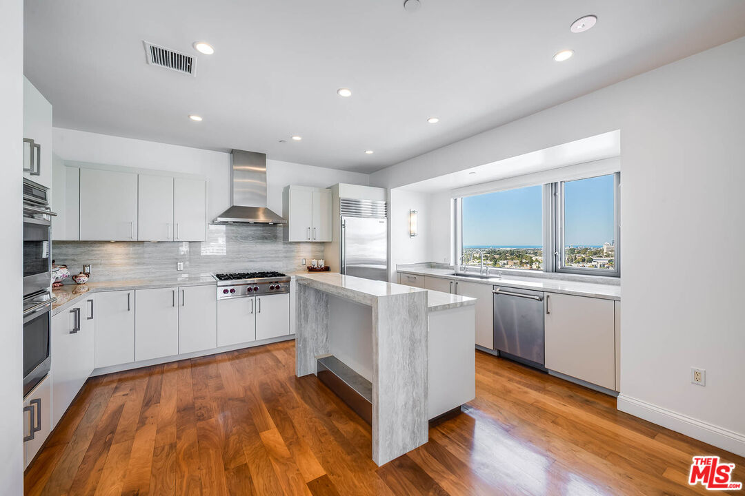10800 Wilshire Blvd Unit: 1101