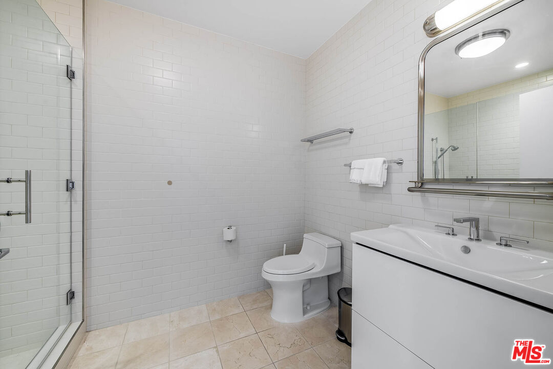 10800 Wilshire Blvd Unit: 1101