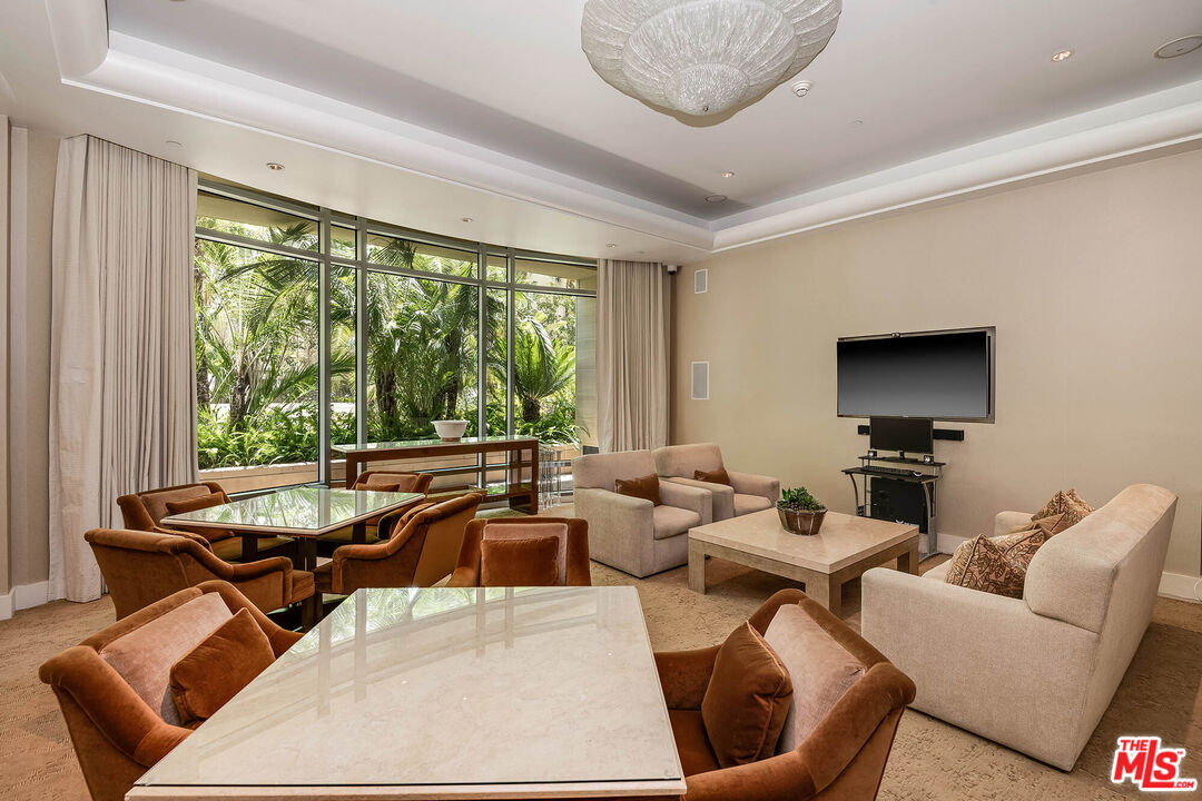 10800 Wilshire Blvd Unit: 1101