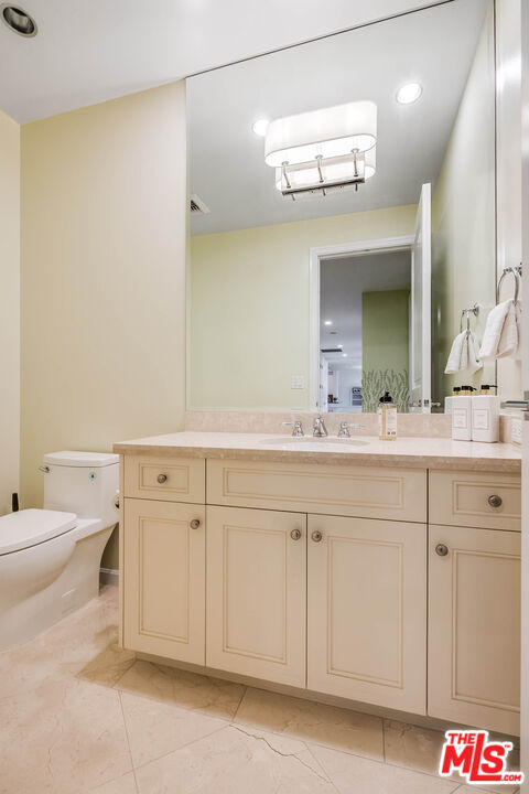 10727 Wilshire Blvd Unit: 502