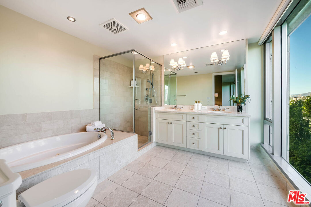 10727 Wilshire Blvd Unit: 502