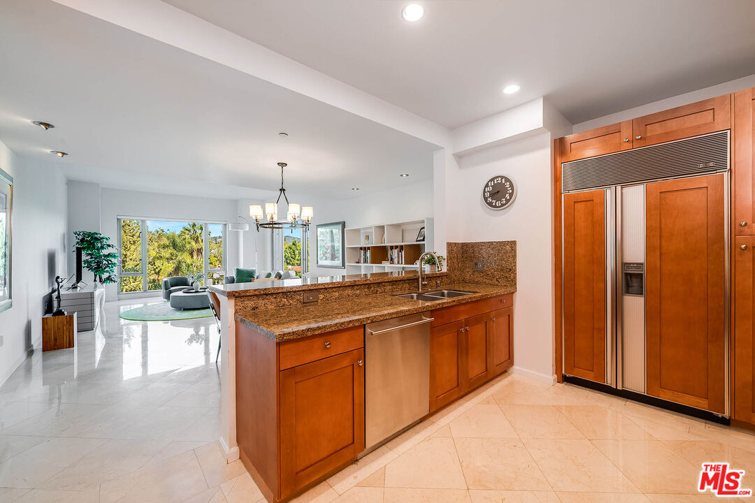 10727 Wilshire Blvd Unit: 502