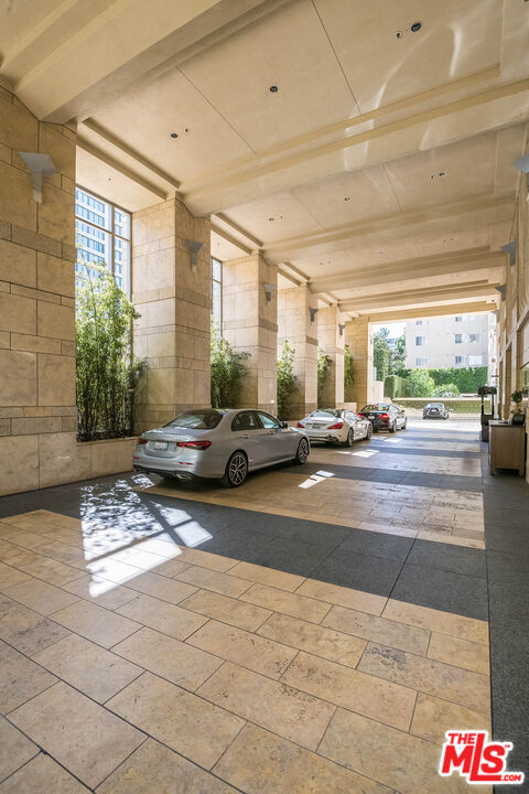 10727 Wilshire Blvd Unit: 502