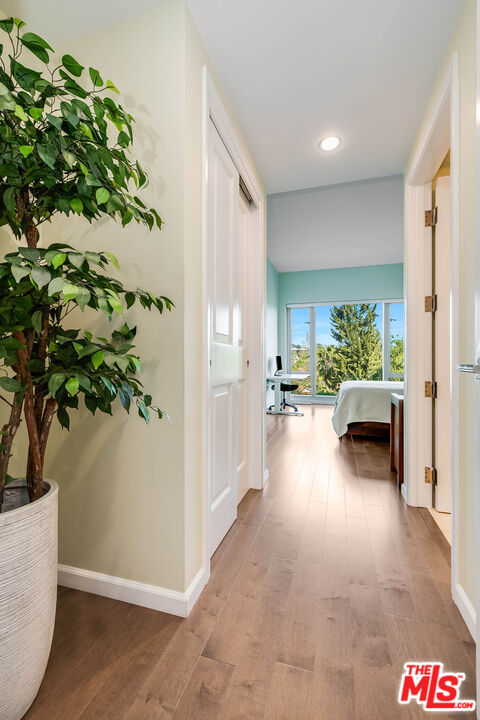10727 Wilshire Blvd Unit: 502