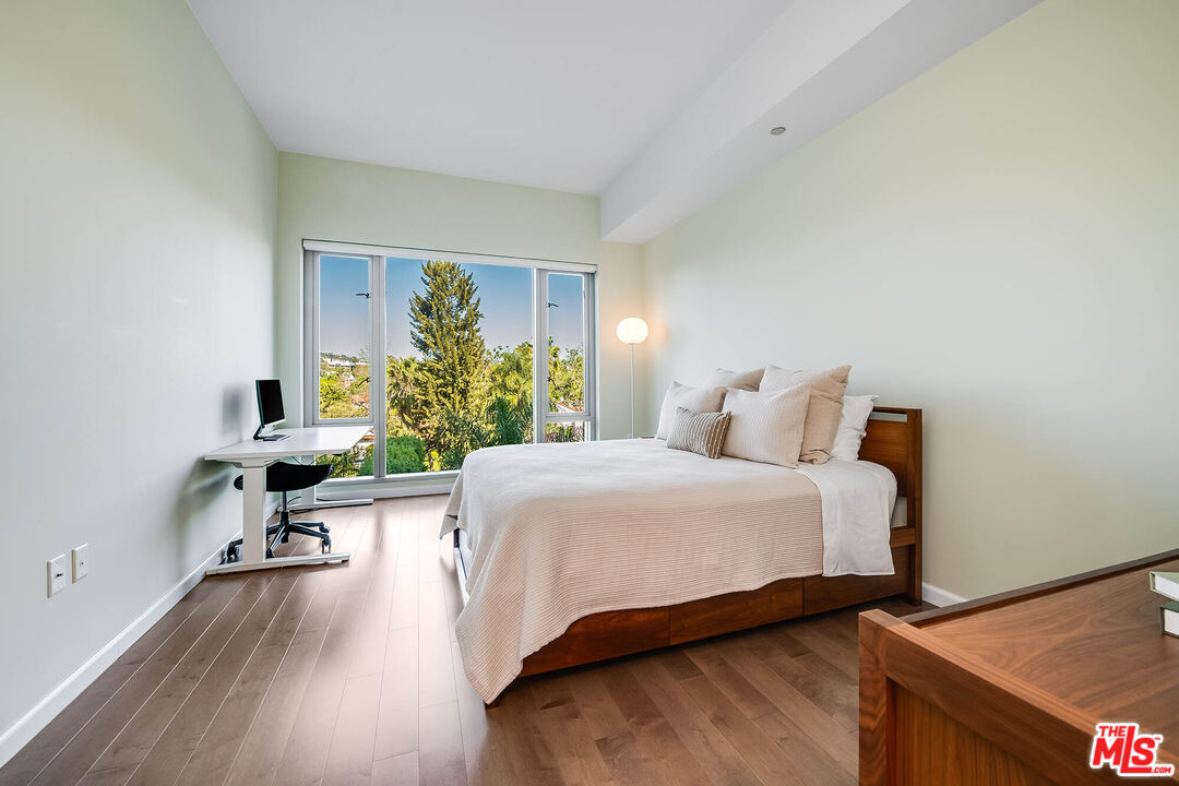 10727 Wilshire Blvd Unit: 502
