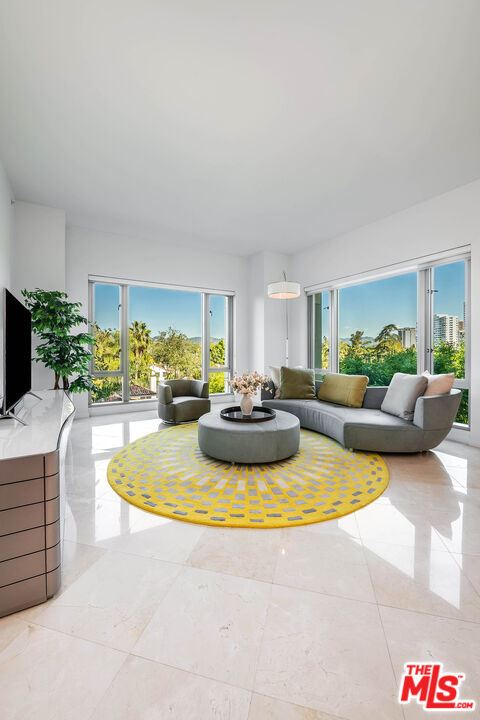 10727 Wilshire Blvd Unit: 502
