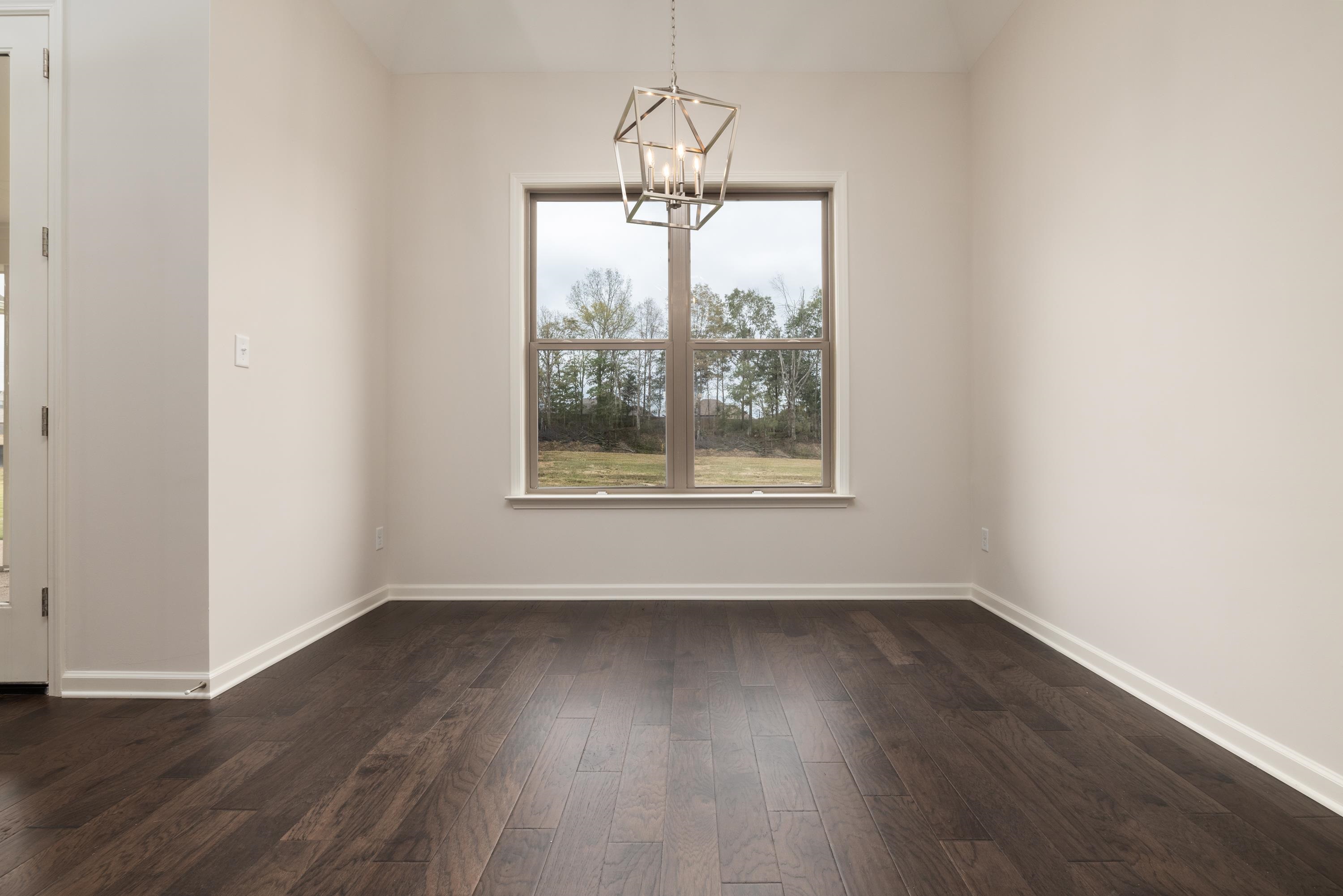 105 VALLEYVIEW LN