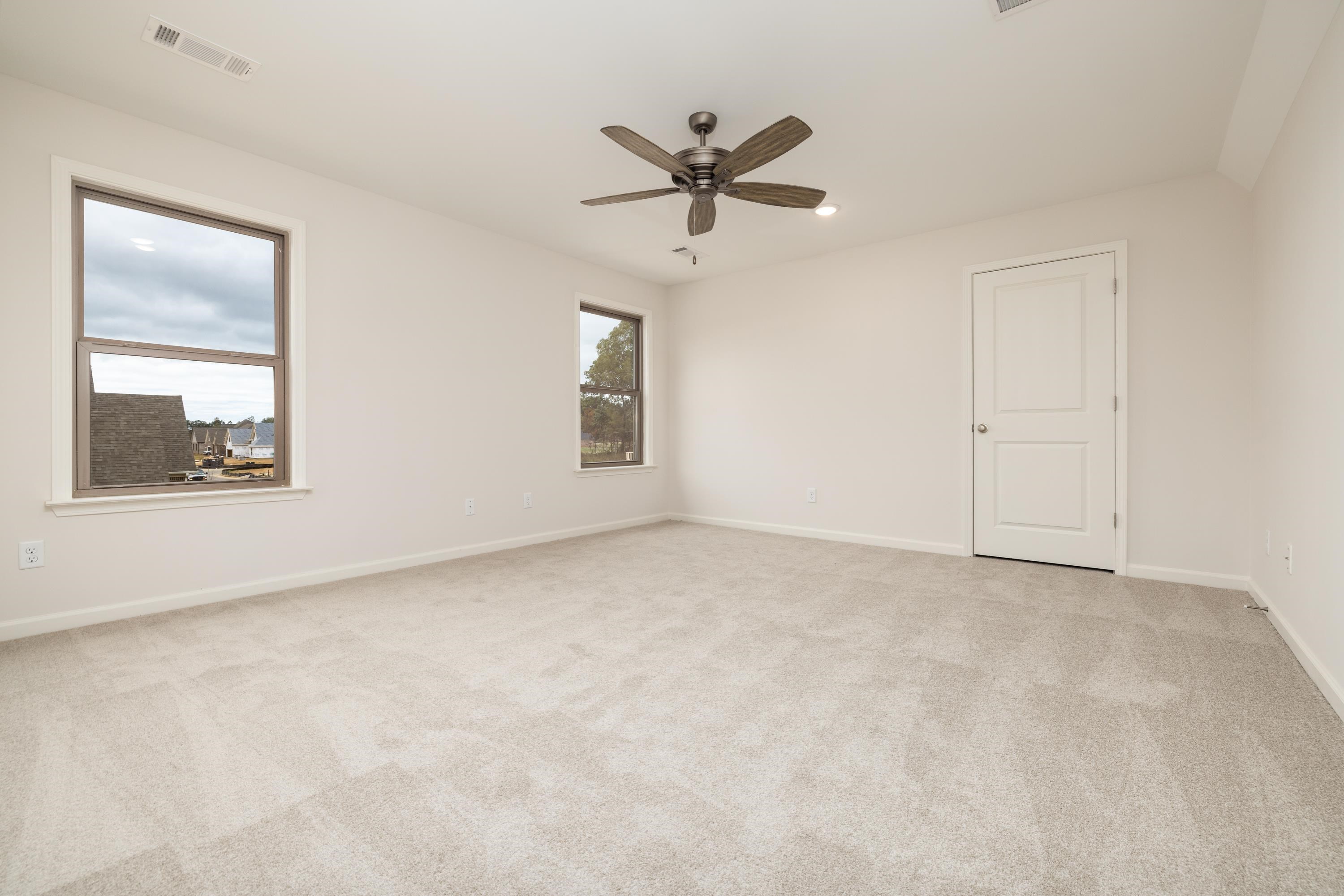 105 VALLEYVIEW LN