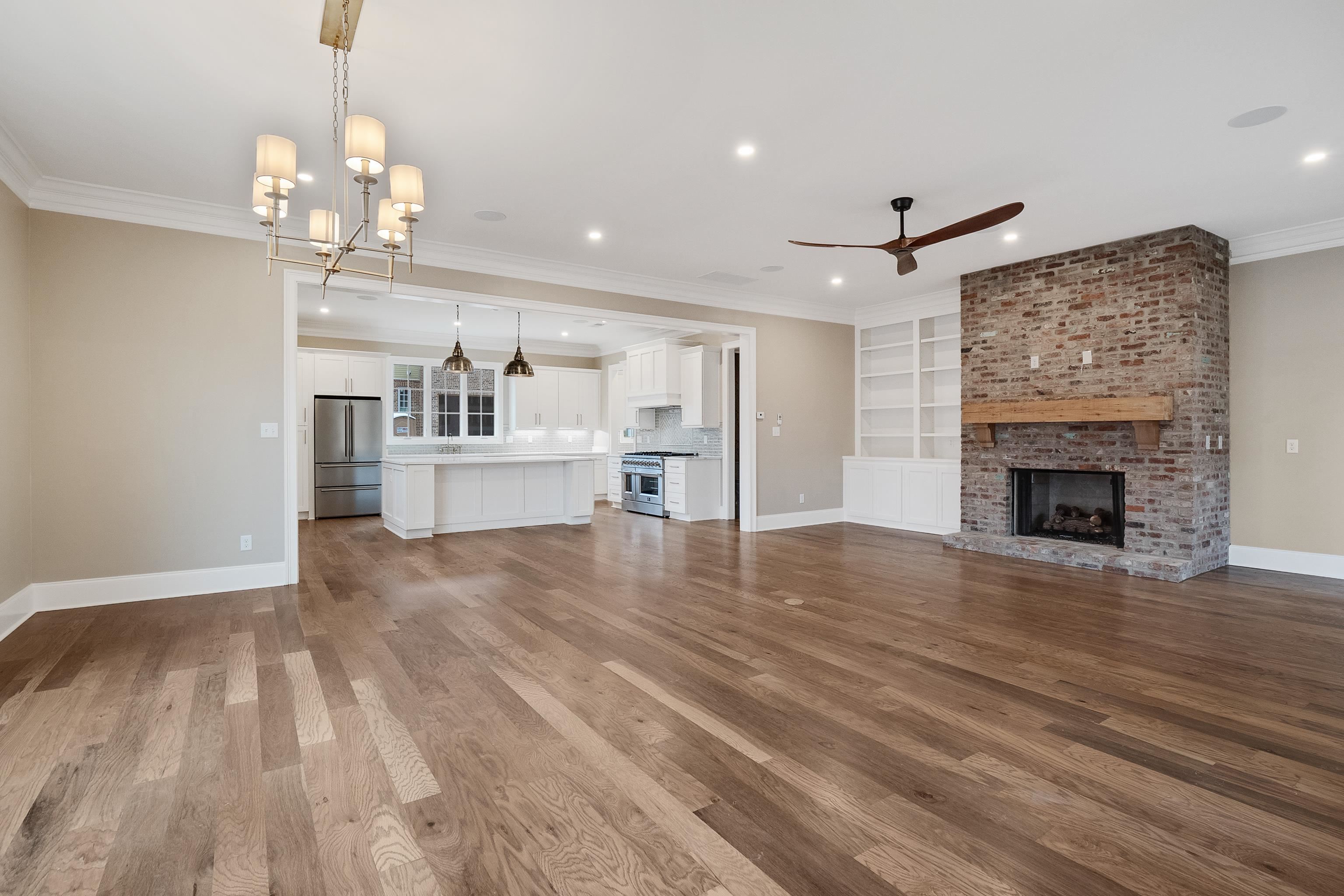 5034 HENRY HEIGHTS DR