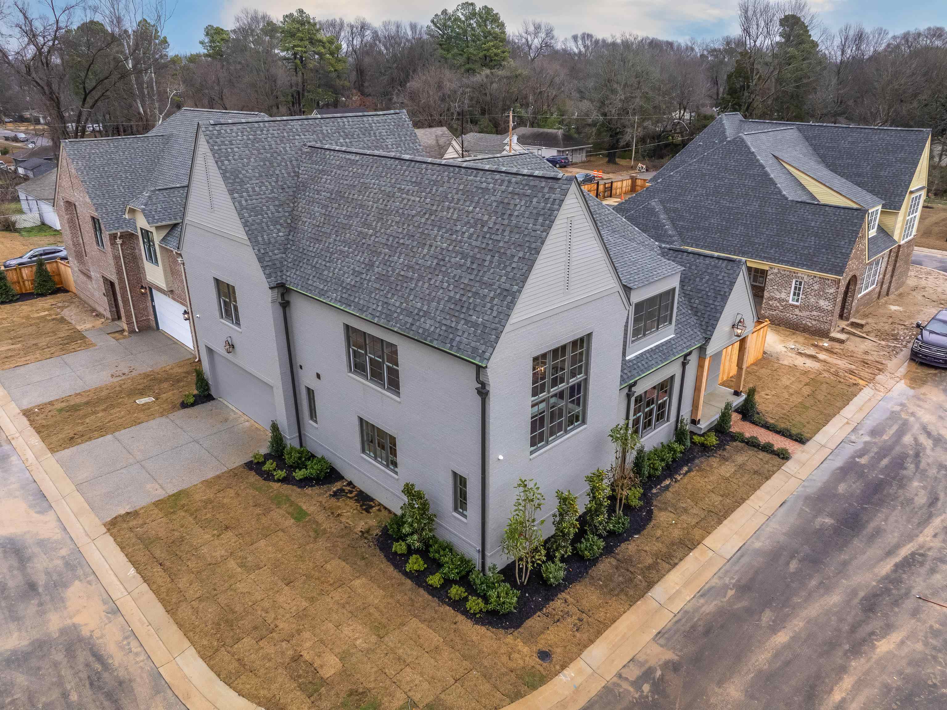 5034 HENRY HEIGHTS DR