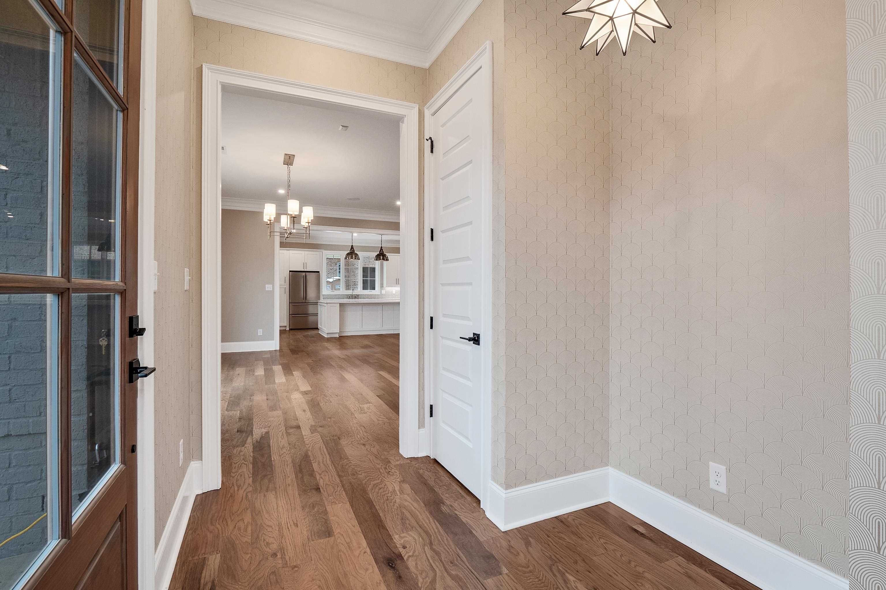 5034 HENRY HEIGHTS DR