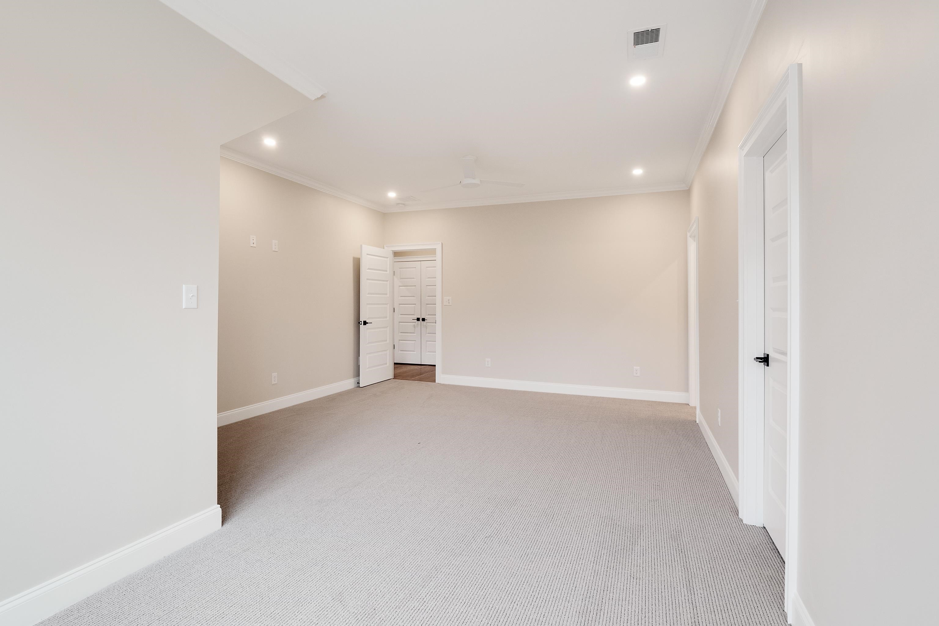 5034 HENRY HEIGHTS DR