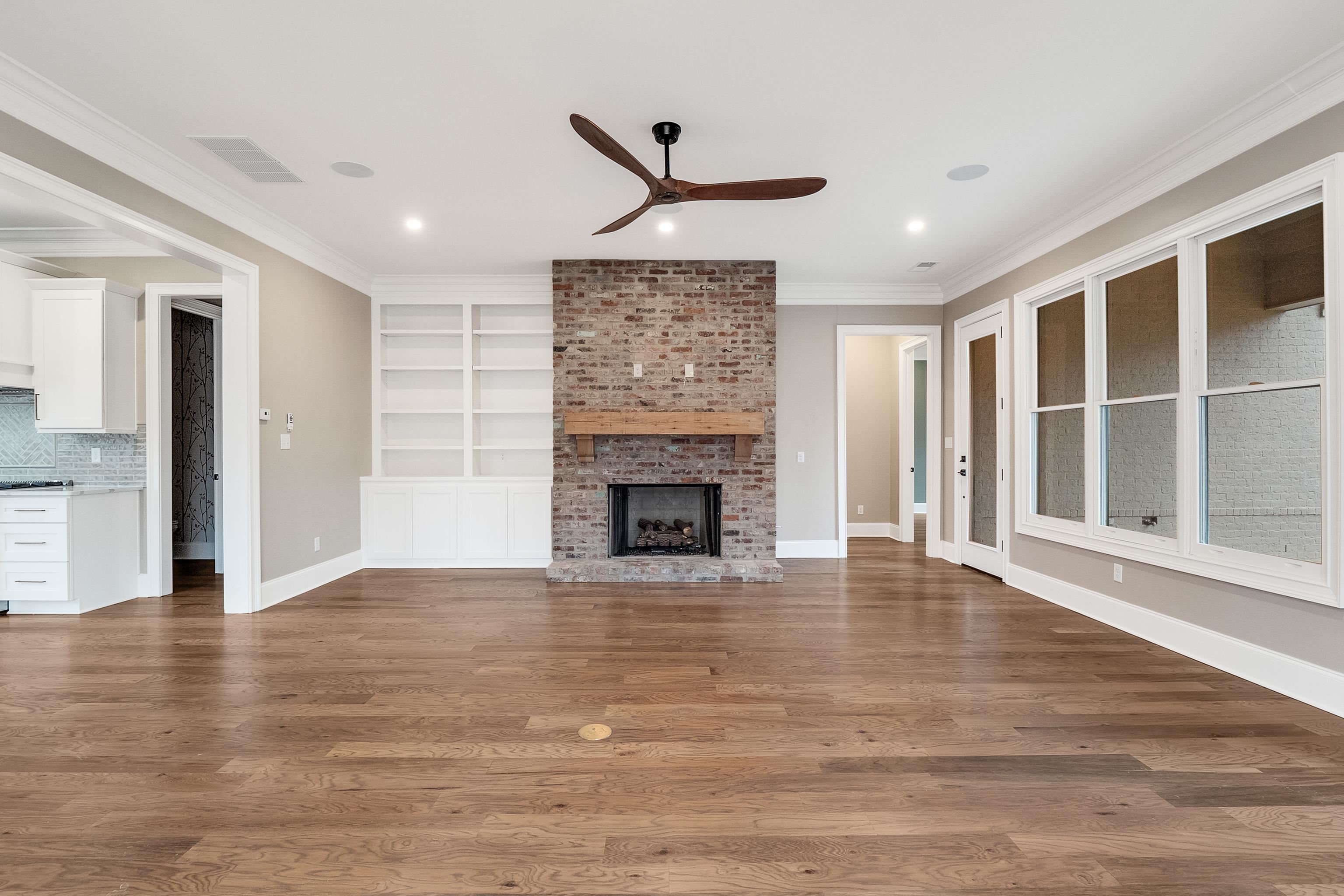 5034 HENRY HEIGHTS DR