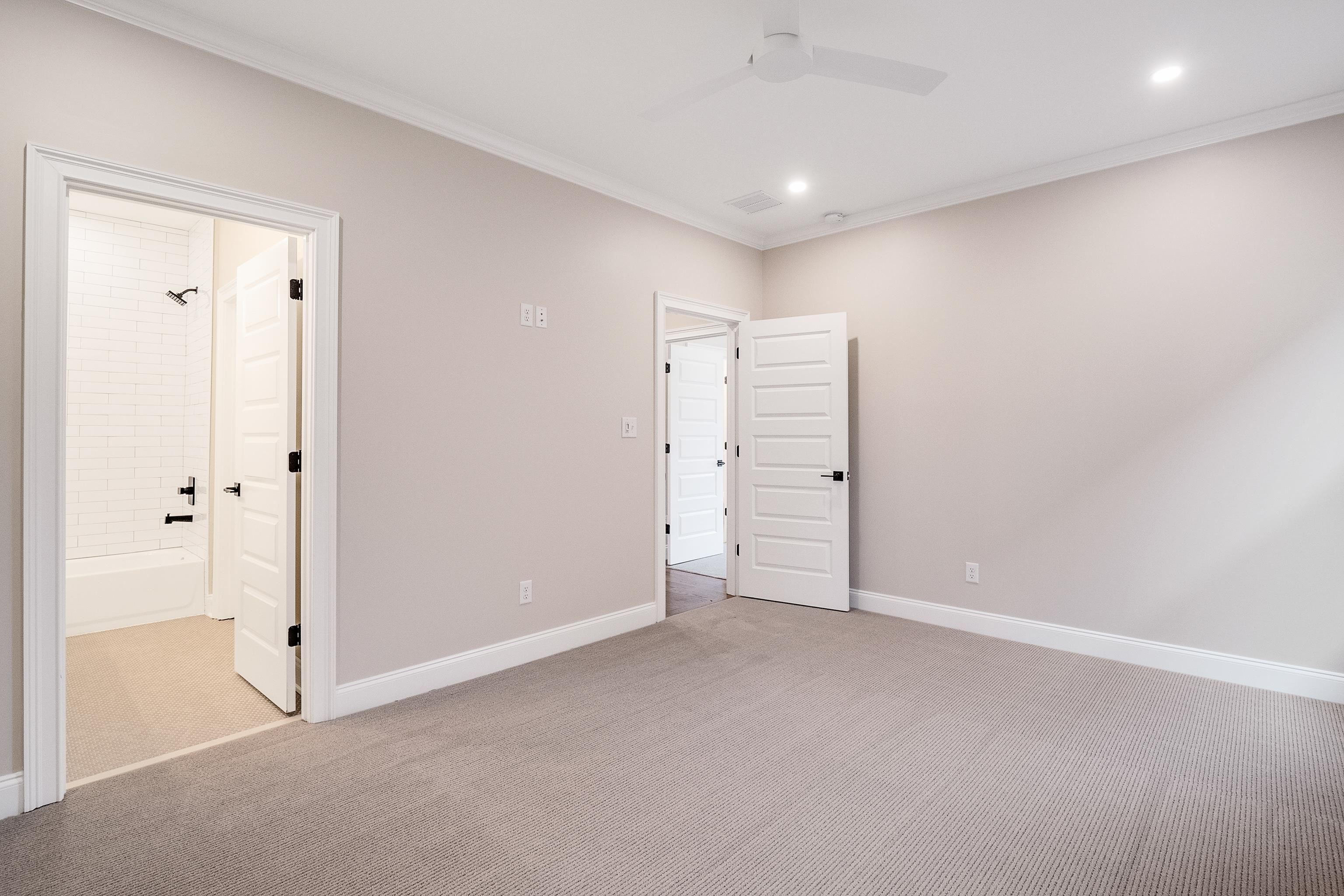 5034 HENRY HEIGHTS DR