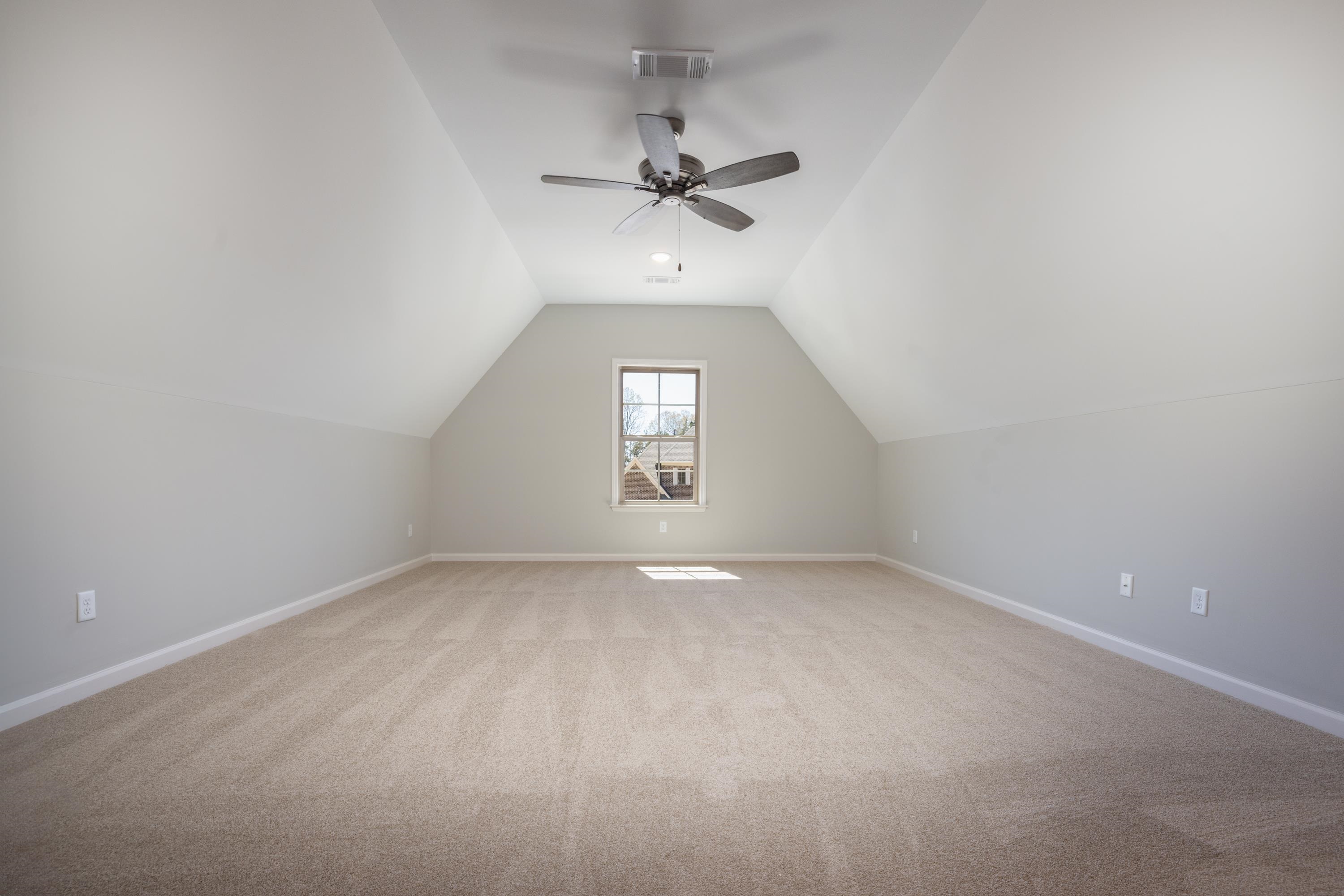 120 VALLEYVIEW LN