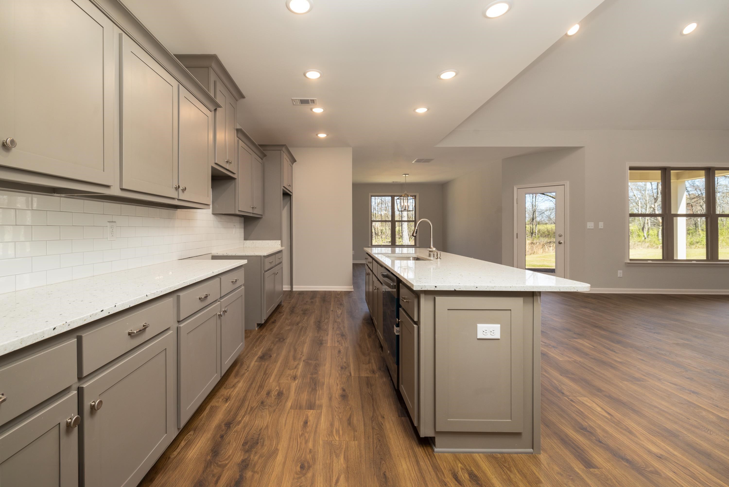 120 VALLEYVIEW LN