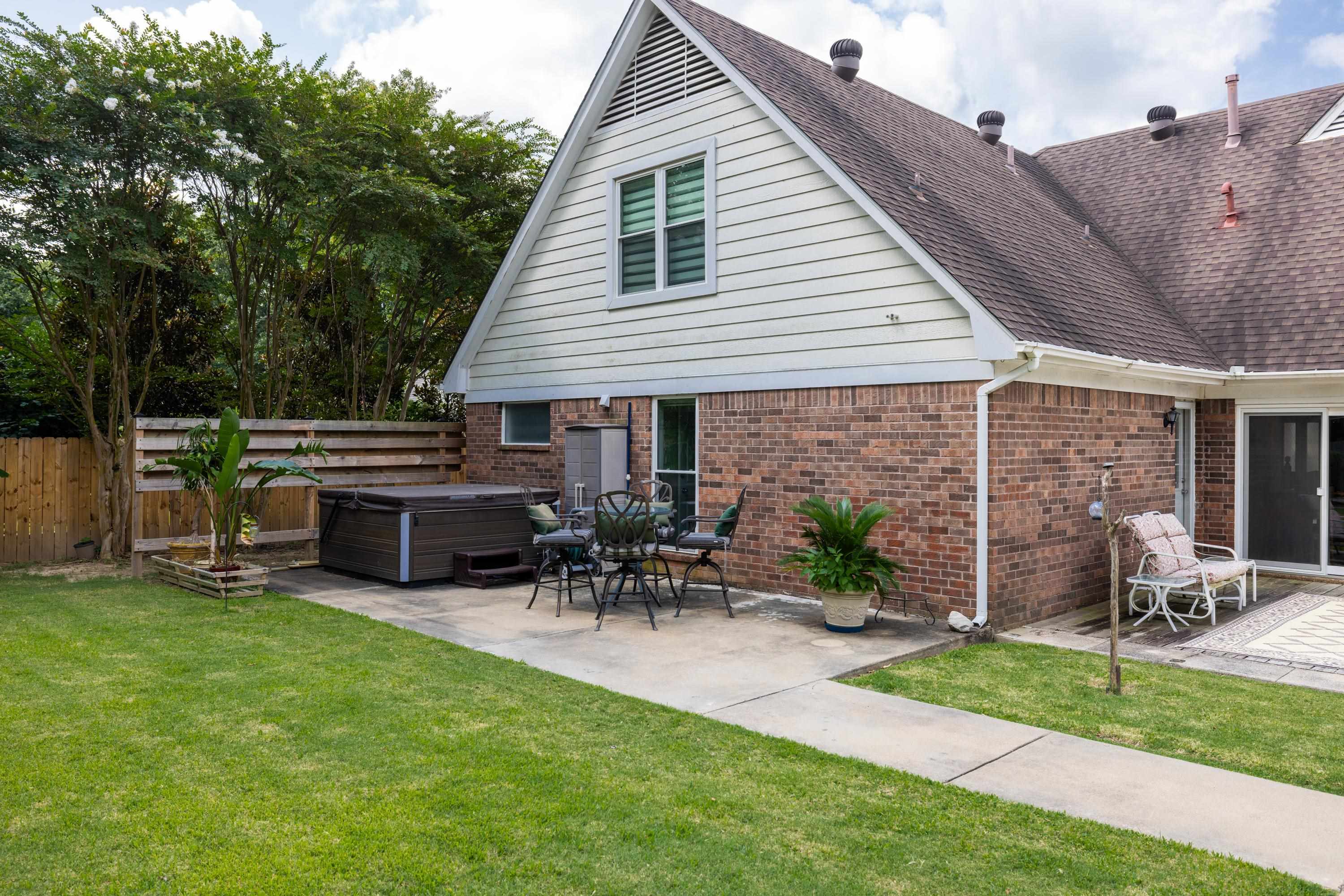 3472 SUMMERDALE DR