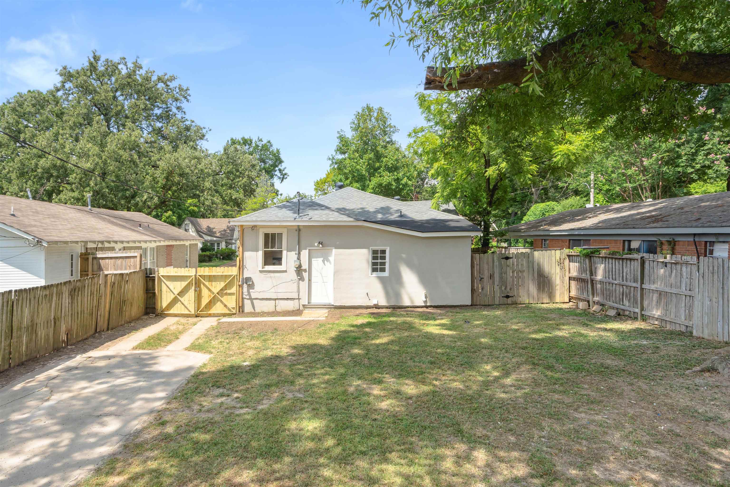 3529 CARNES AVE
