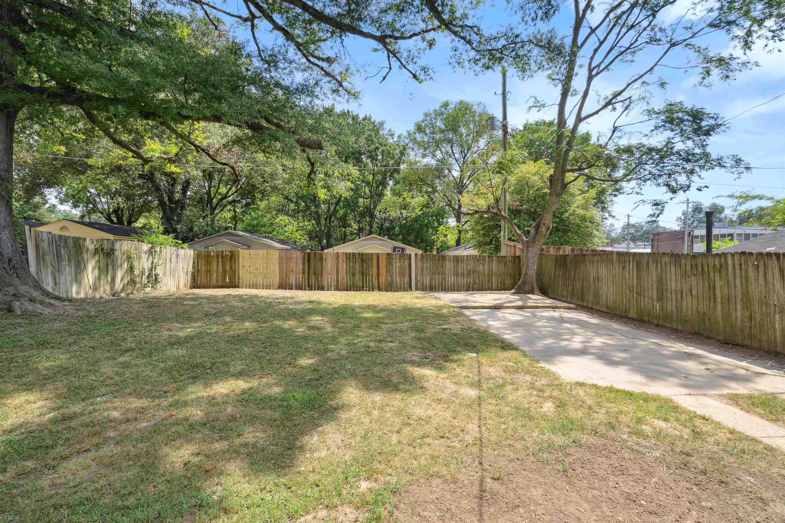 3529 CARNES AVE