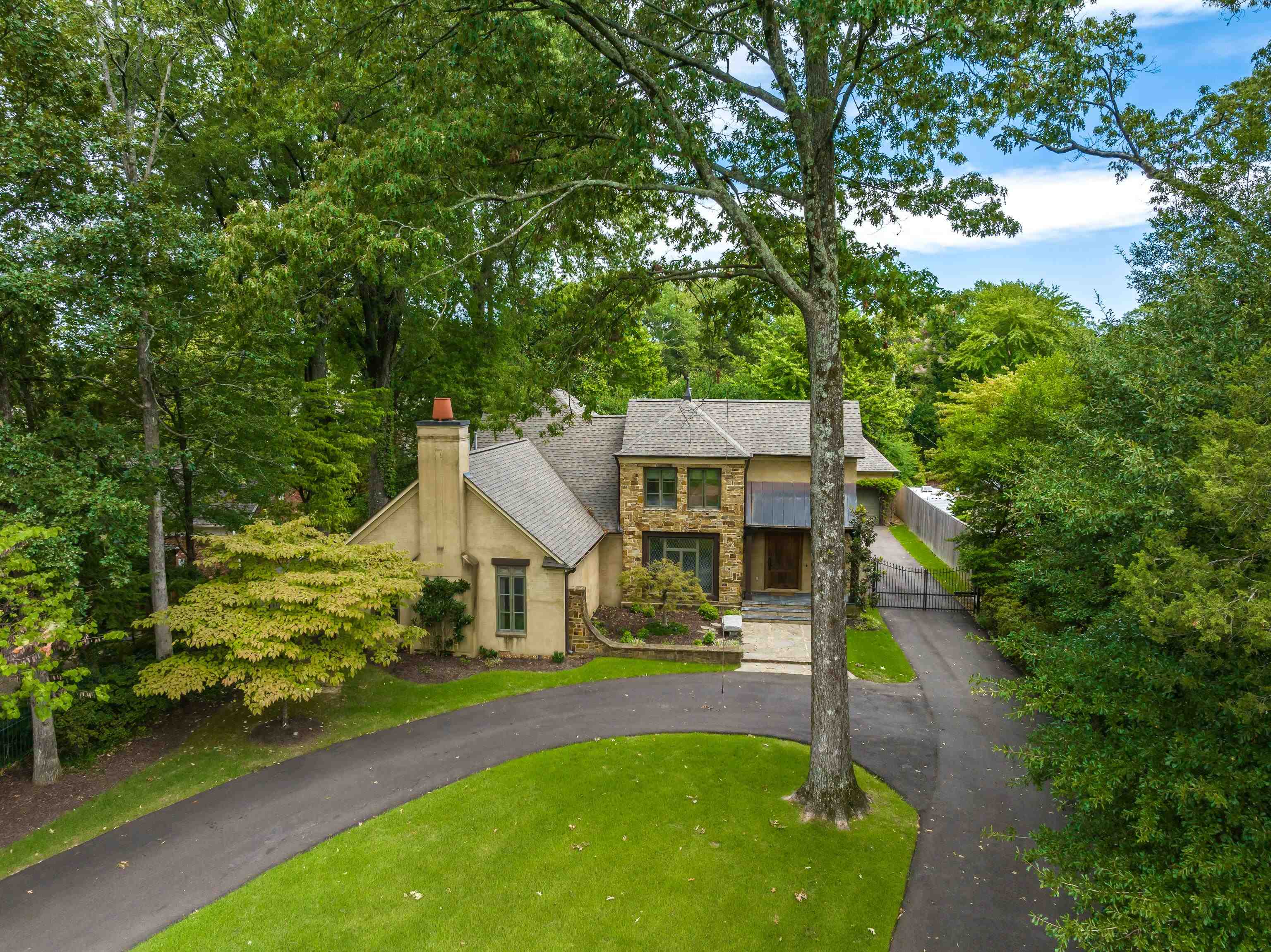 4392 TUCKAHOE RD