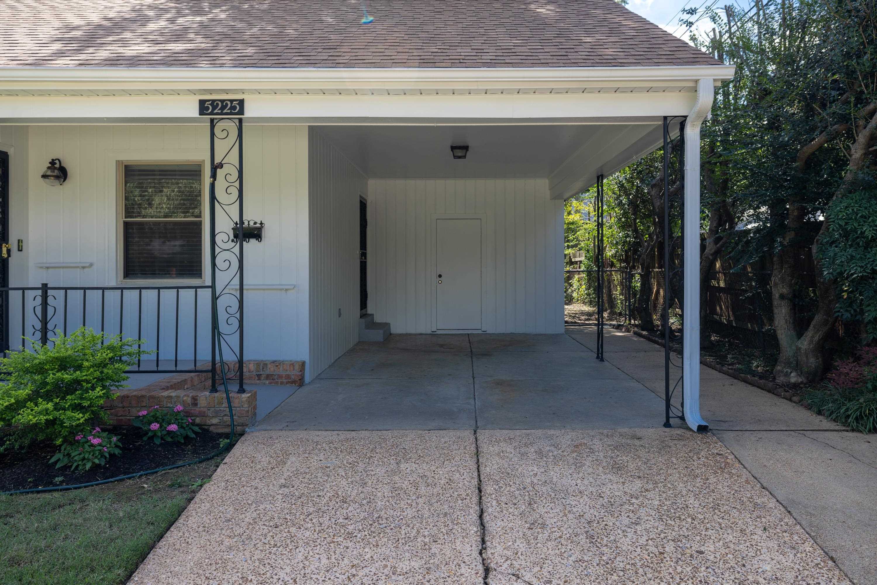 5225 DEE RD