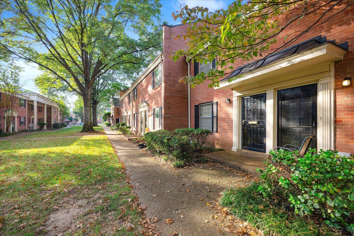 5718 QUINCE RD Unit: 11