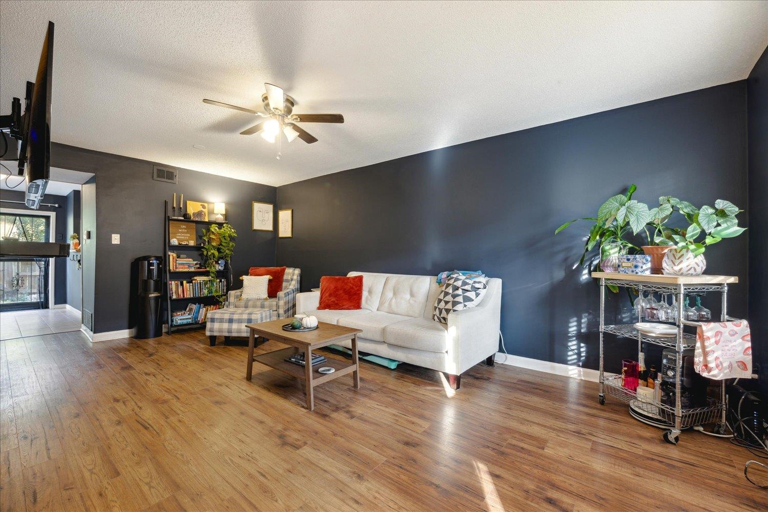 5718 QUINCE RD Unit: 11
