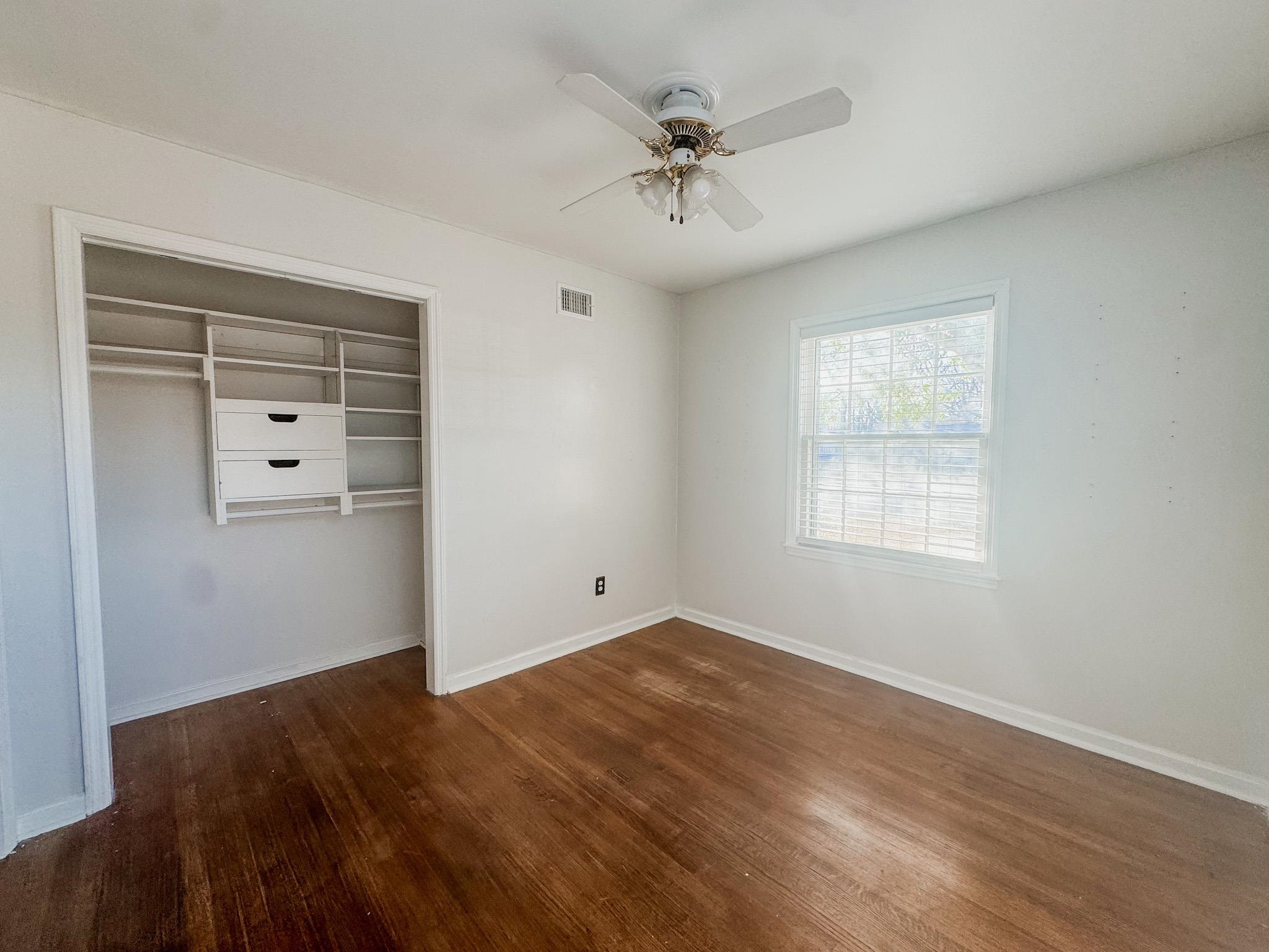 1648 COLONIAL RD