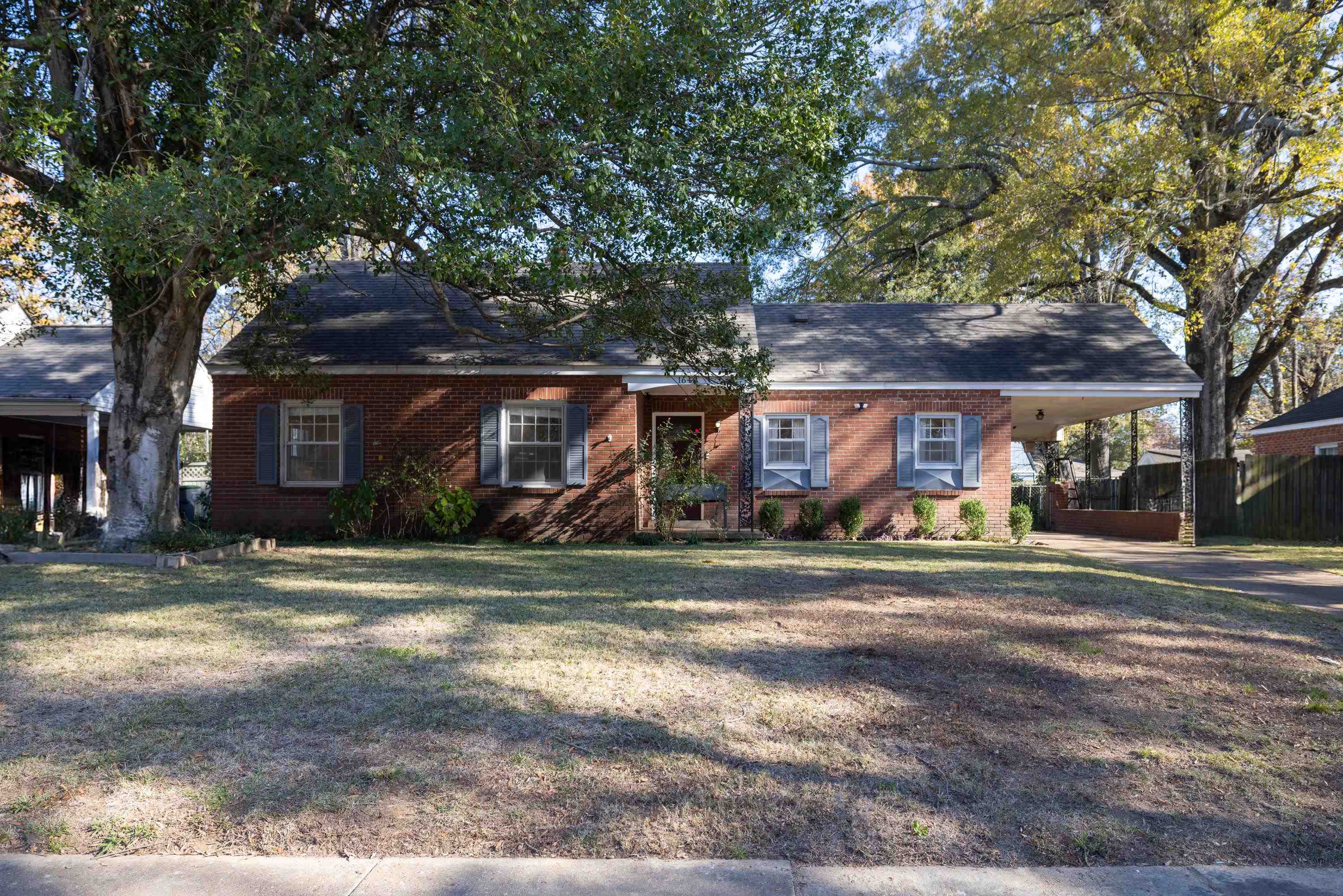 1648 COLONIAL RD