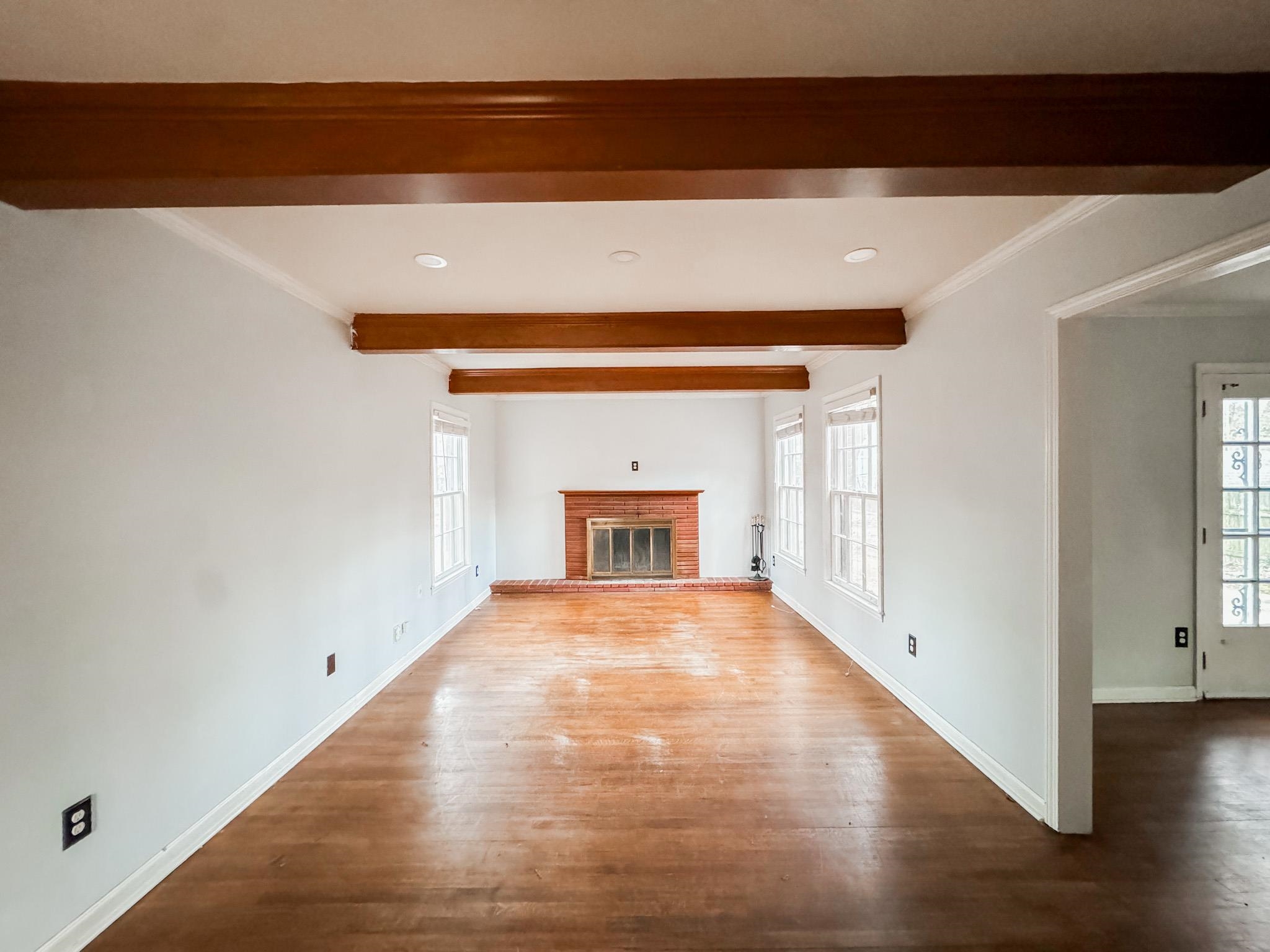 1648 COLONIAL RD