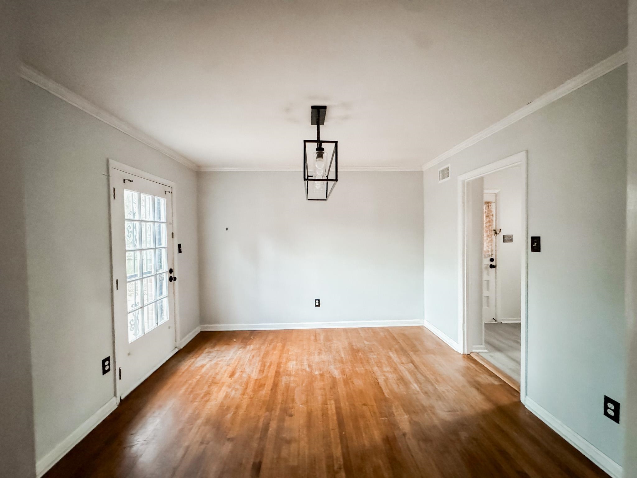 1648 COLONIAL RD