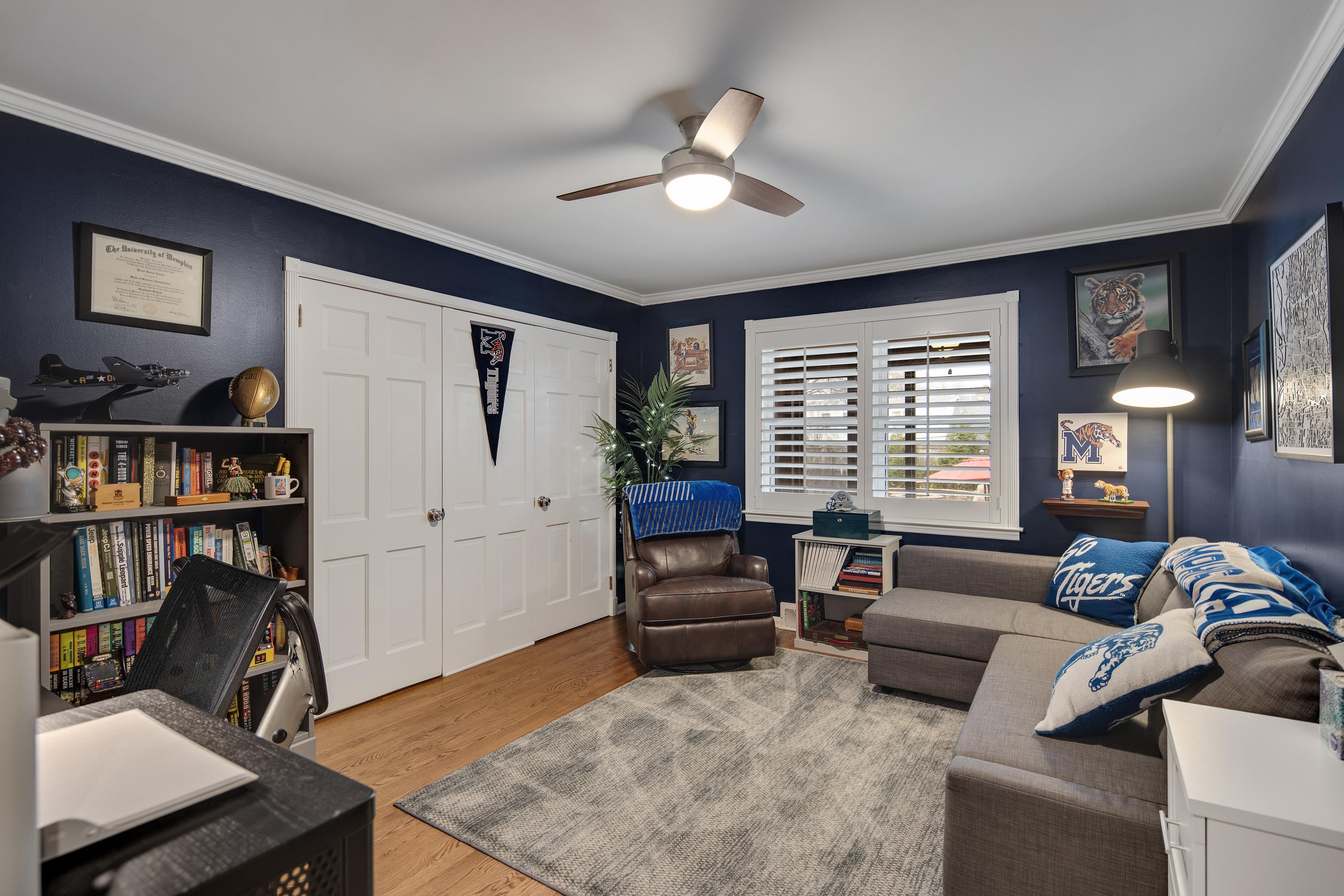 6630 MONMOUTH DR