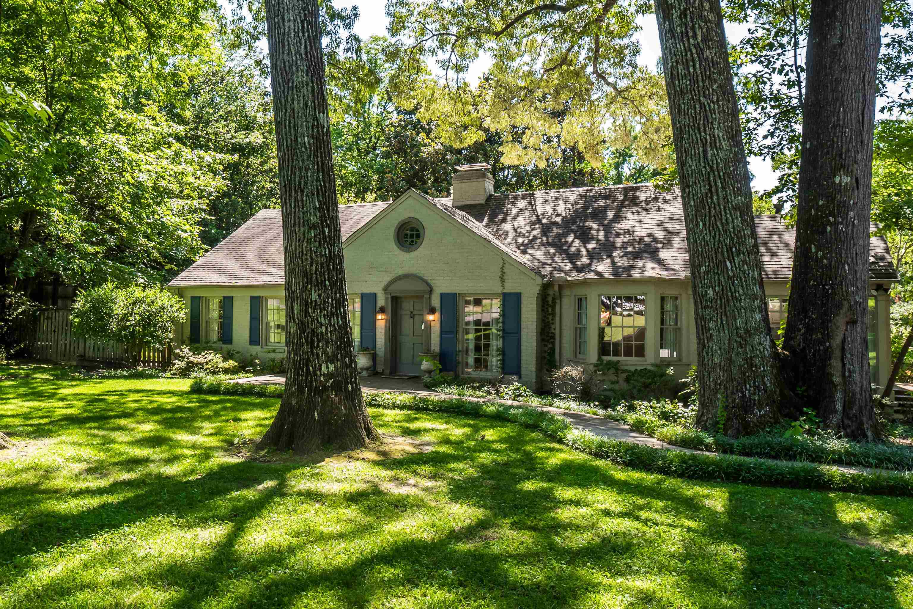 135 CHERRY RD