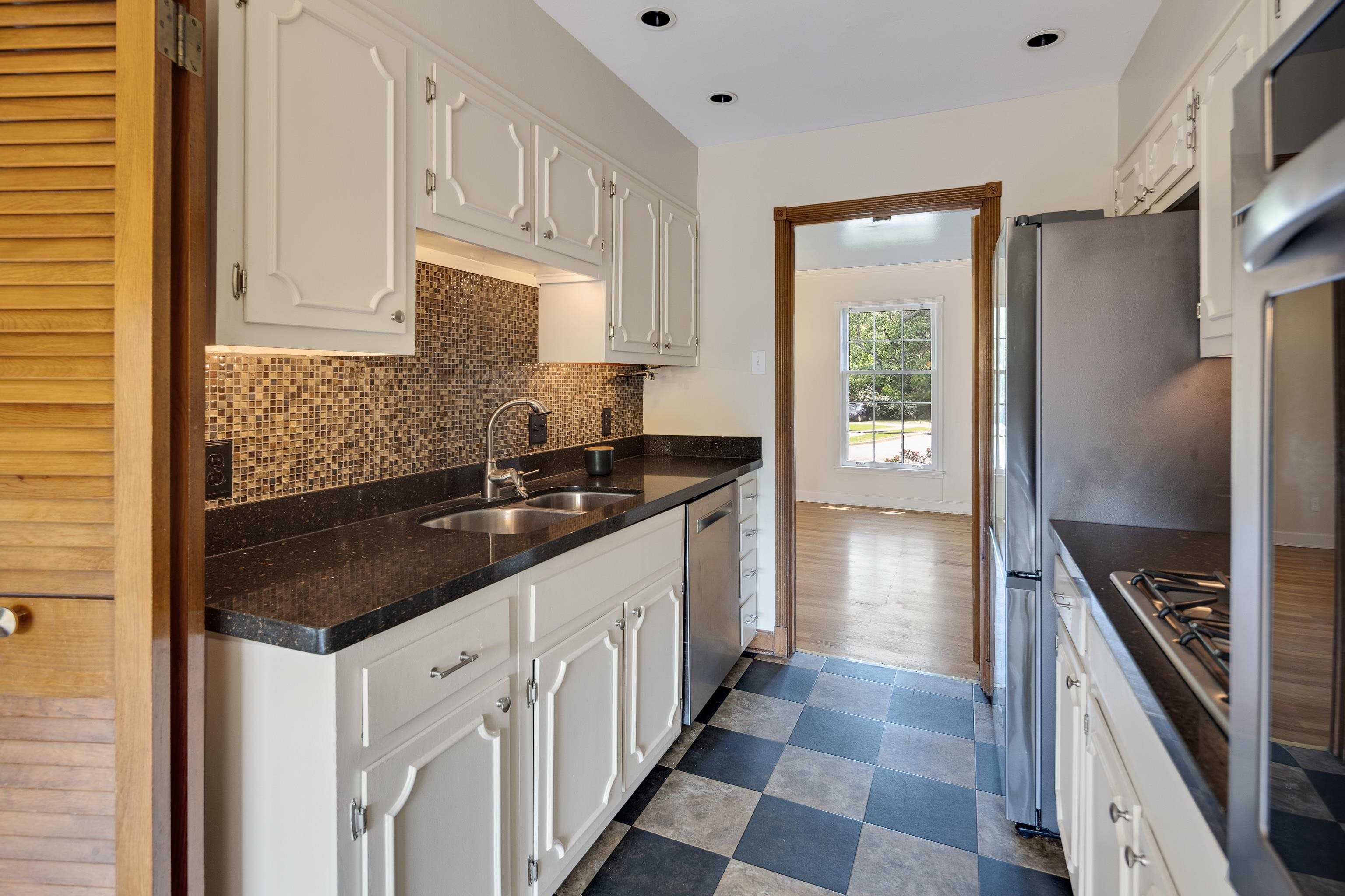 3356 DELL GLADE DR