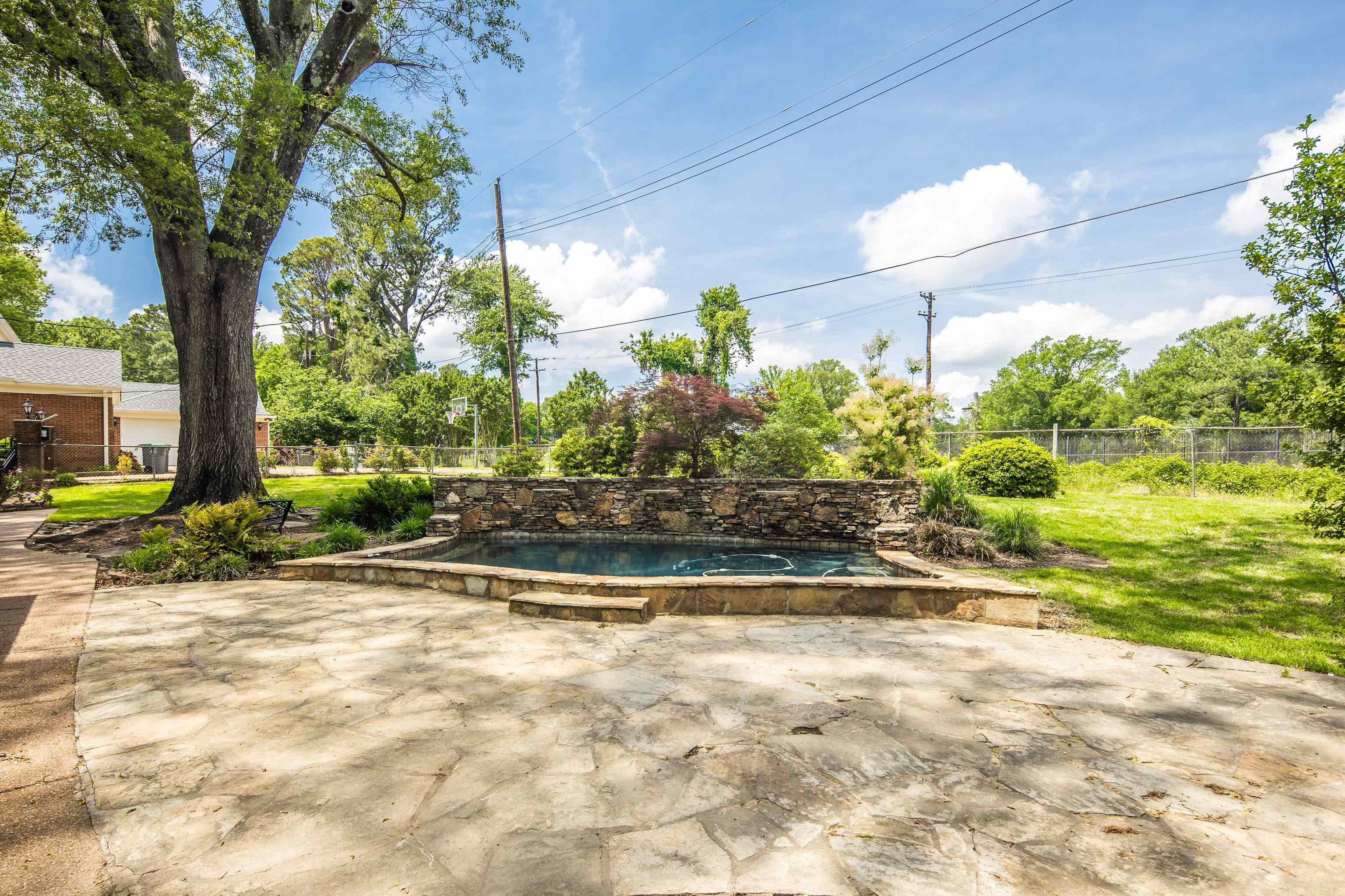 3356 DELL GLADE DR