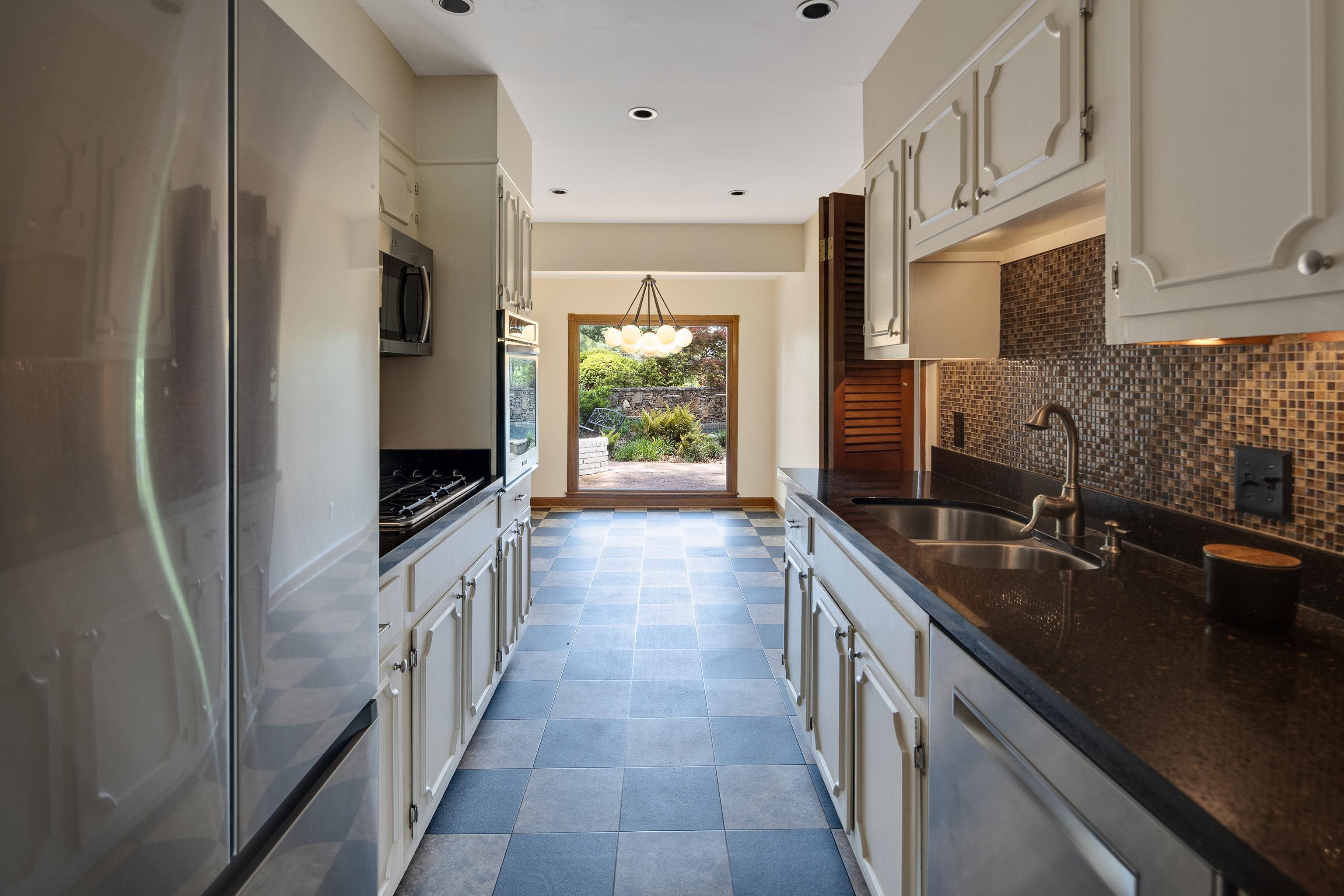 3356 DELL GLADE DR