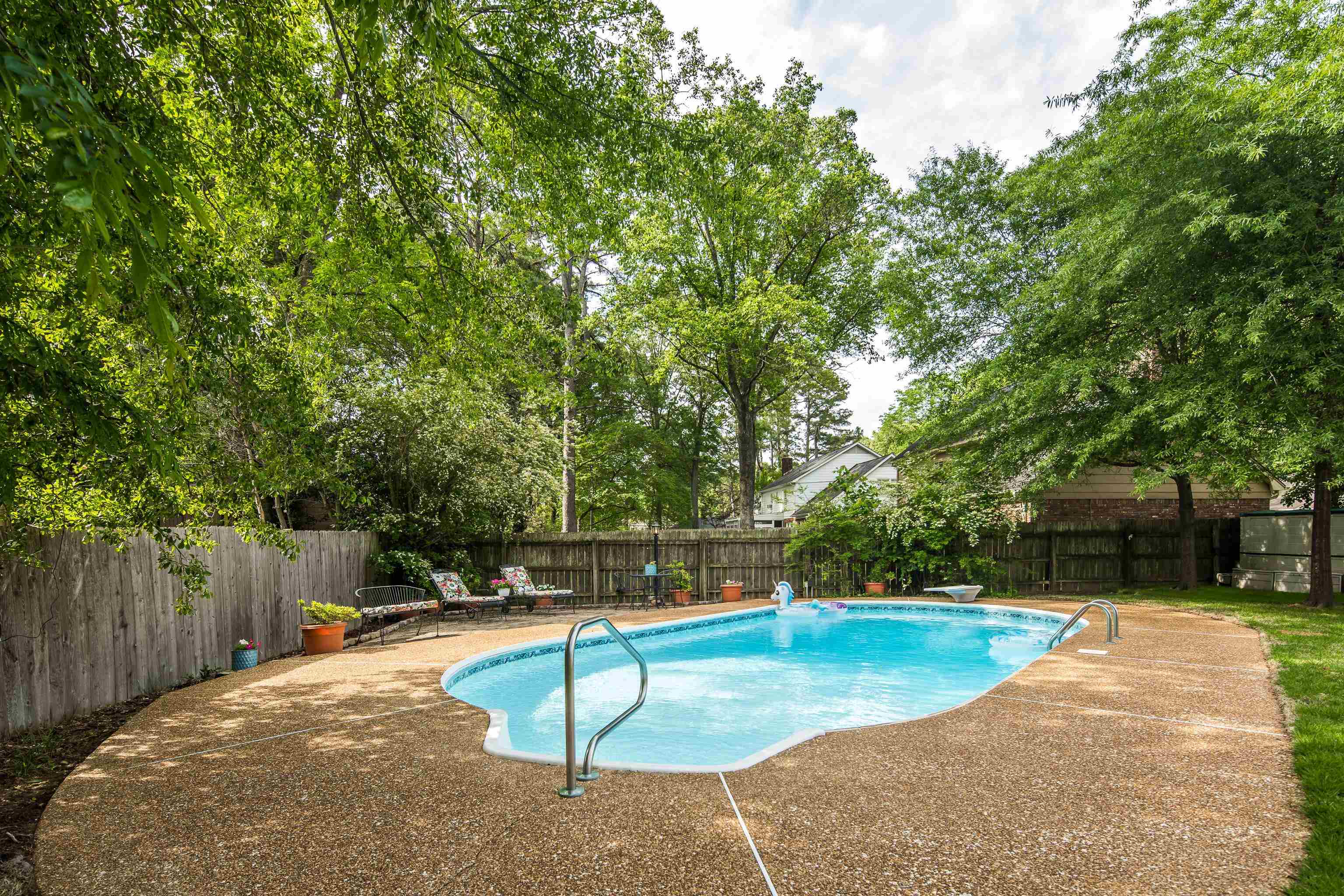 2144 NEW MEADOW DR
