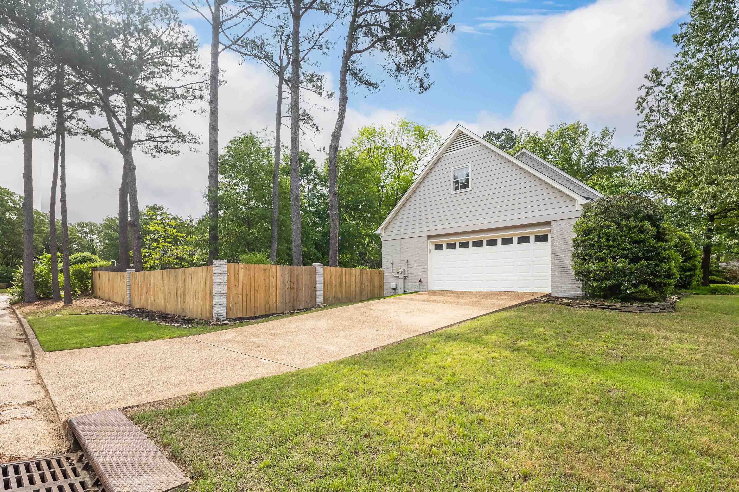 2144 NEW MEADOW DR